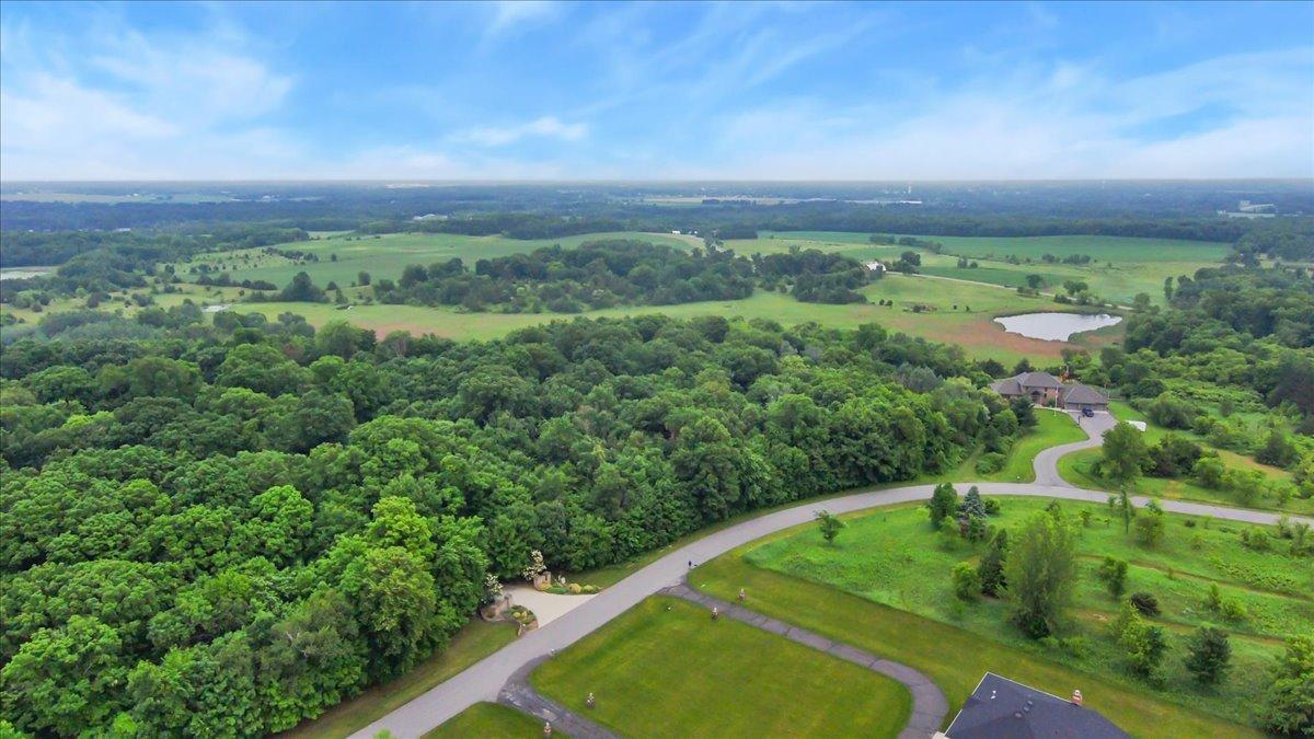 10897 North Ridge Lane Property Photo 10