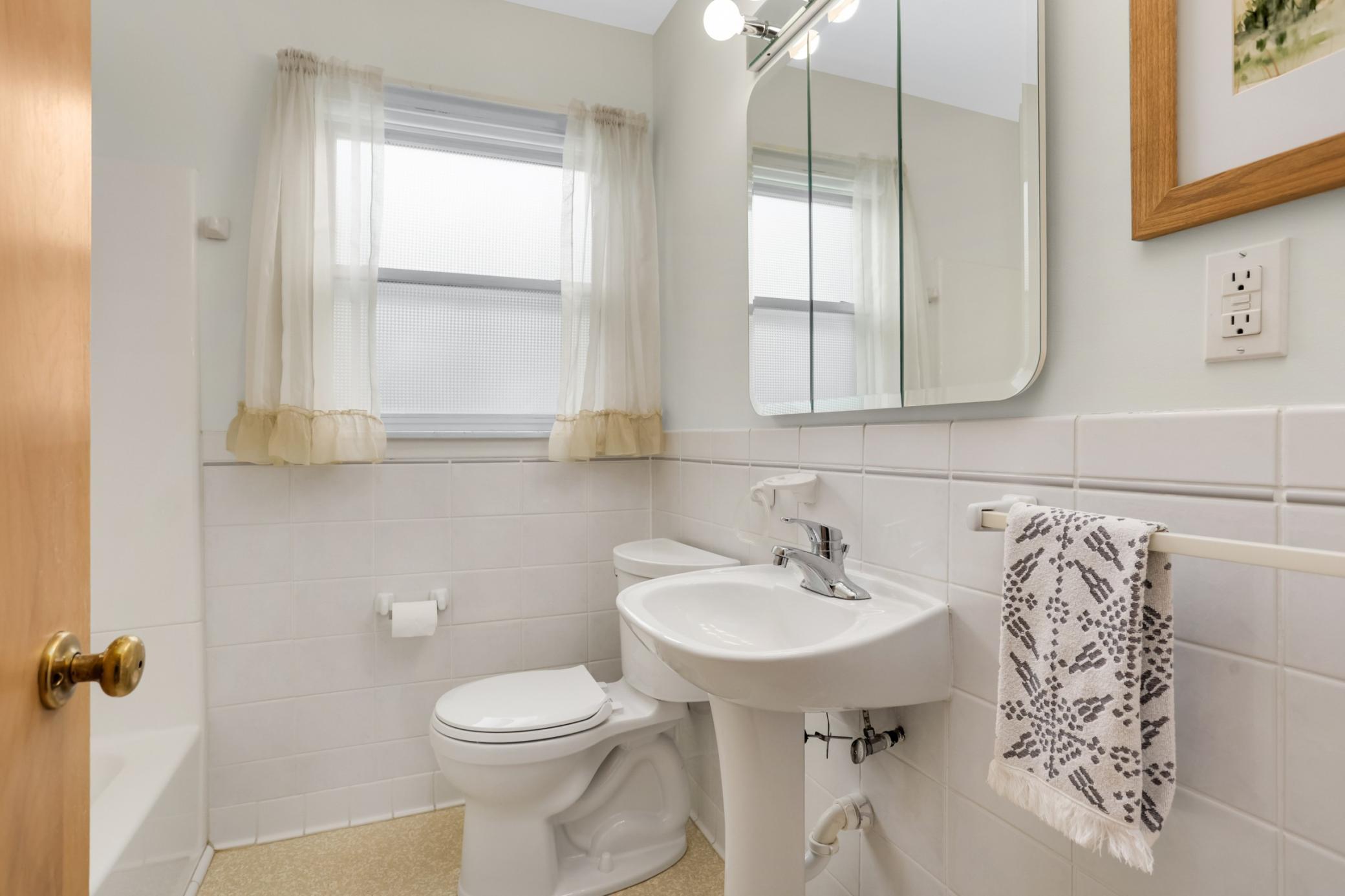 539 Frontenac Place Property Photo 12
