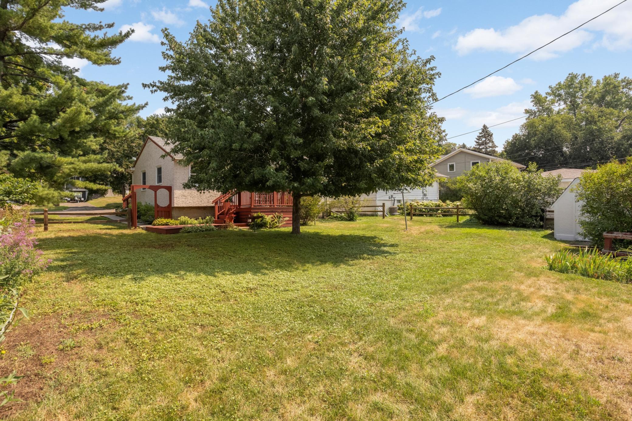 539 Frontenac Place Property Photo 26
