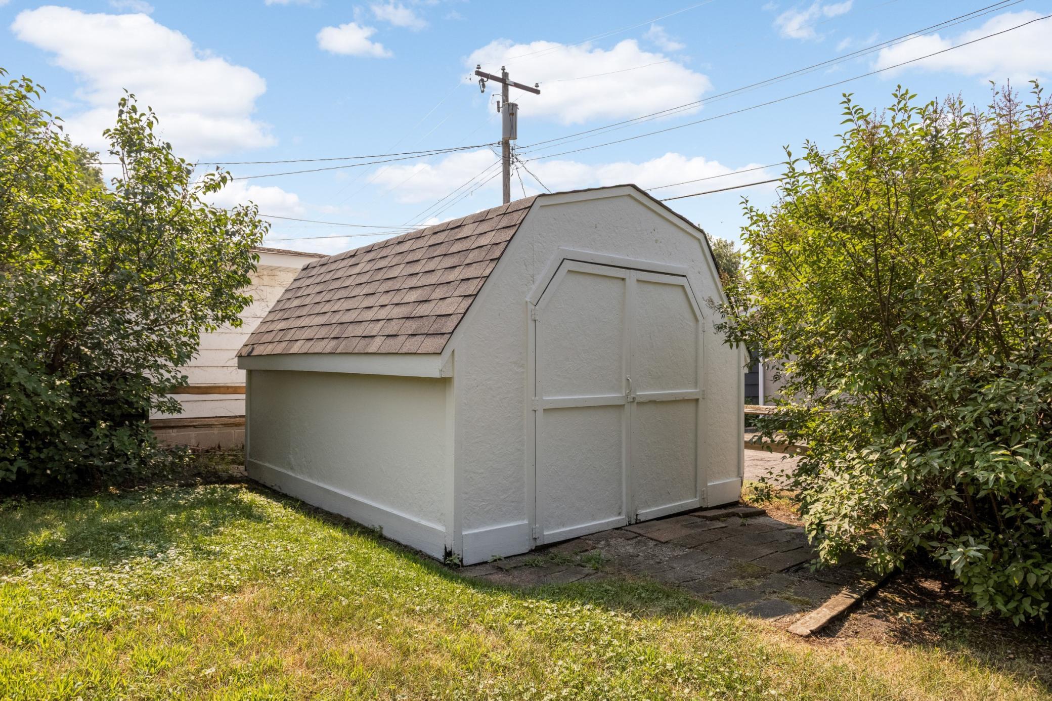 539 Frontenac Place Property Photo 27