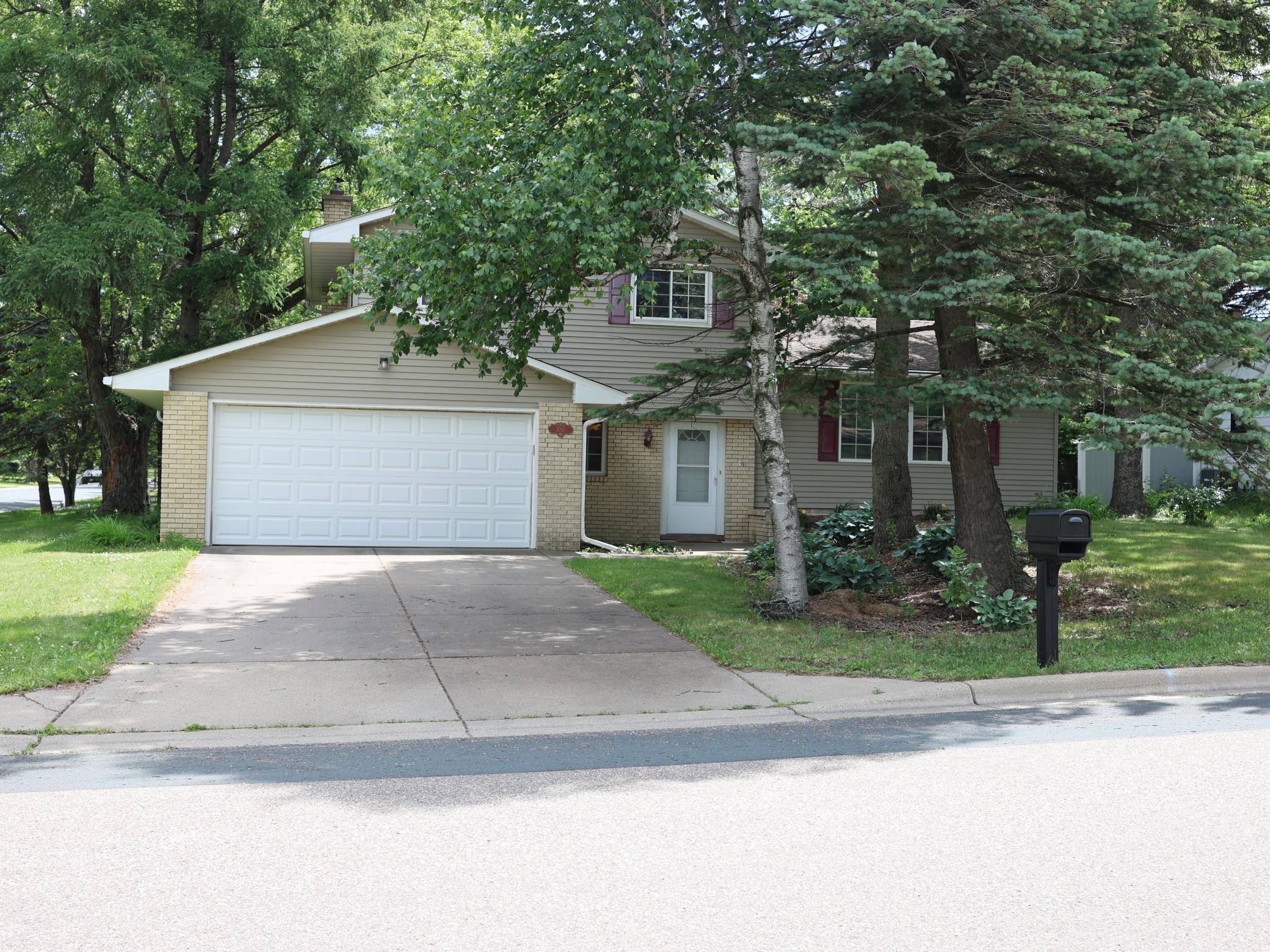 1081 Cedarwood Drive Property Photo 1