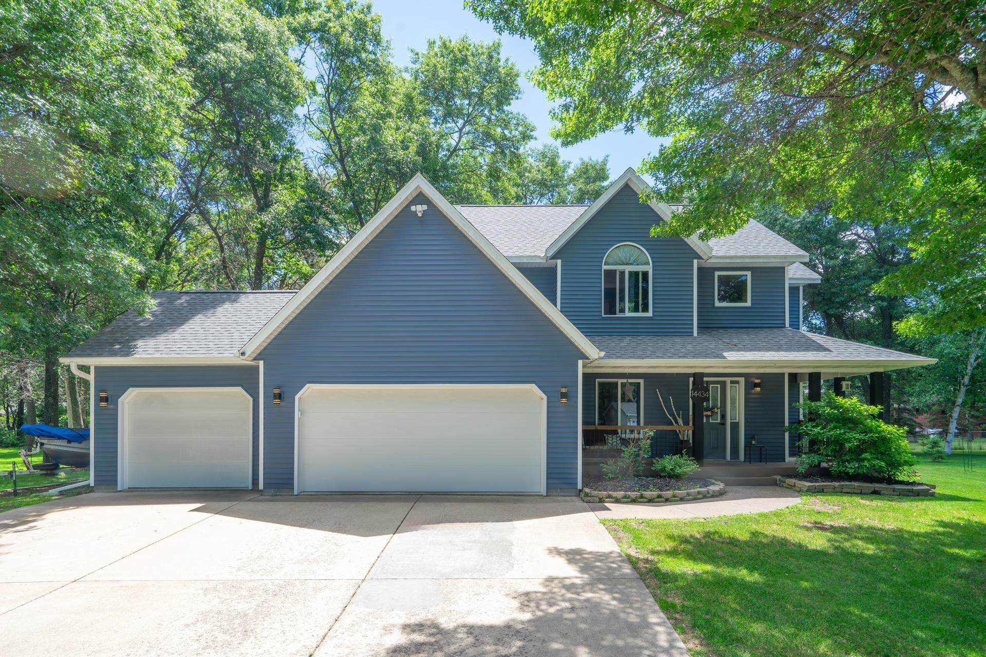 14434 Cottage Grove Drive Property Photo 1
