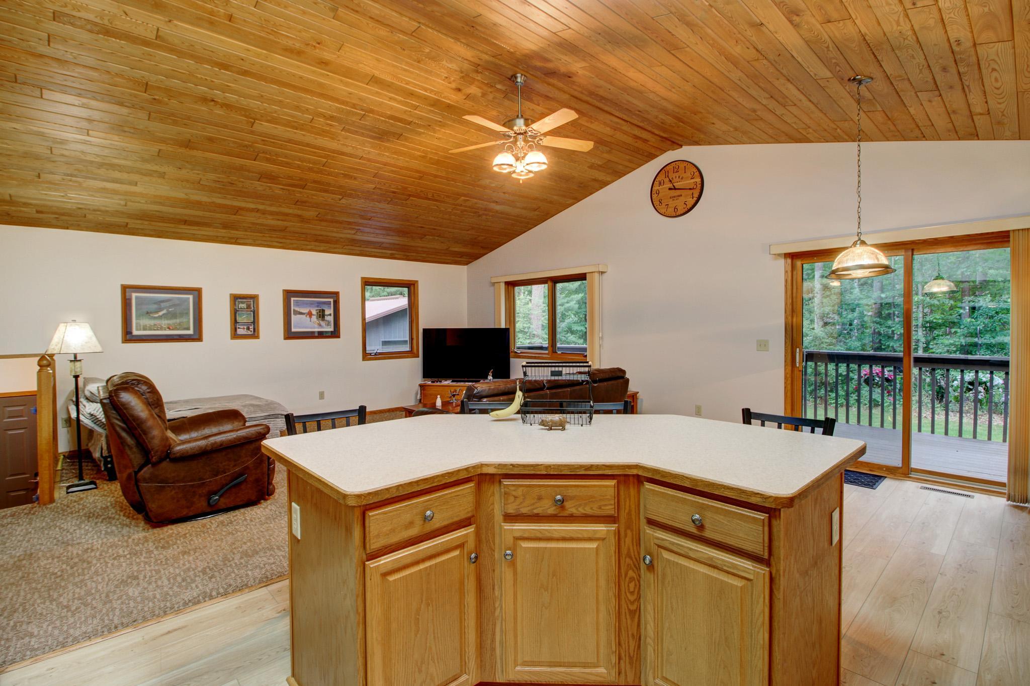6155 Bittersweet Lane Property Photo 8