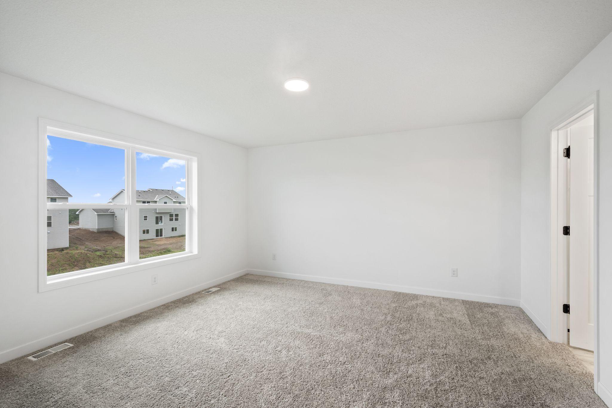 7098397 Property Photo 10