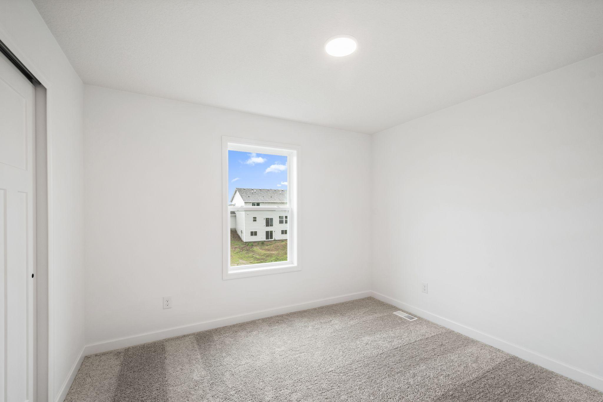 7098397 Property Photo 16