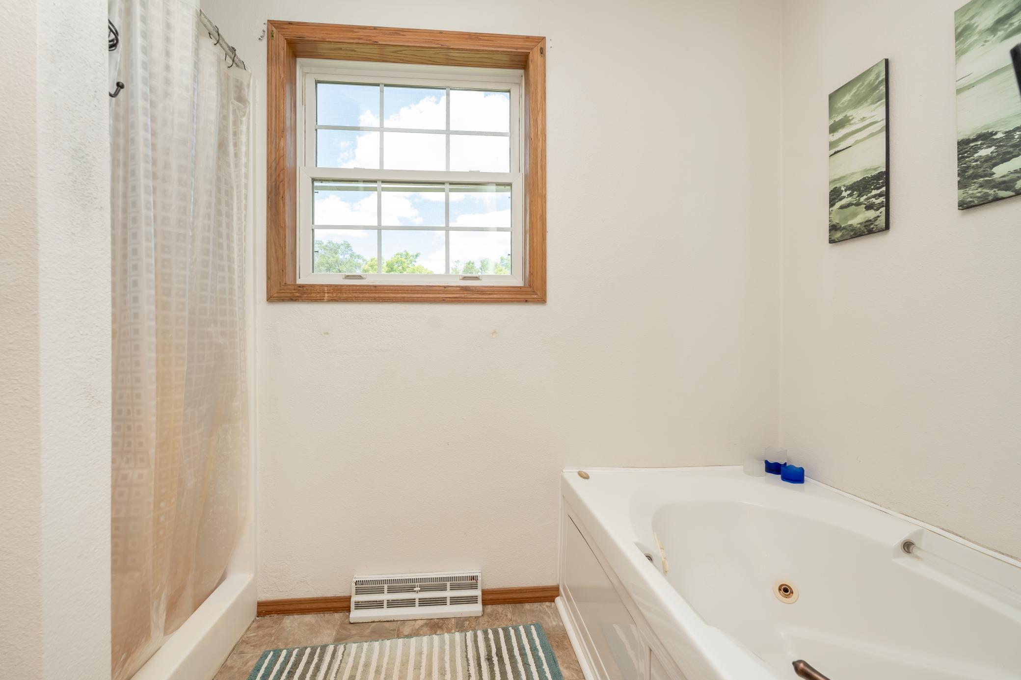 38653 Woodview Circle Property Photo 17