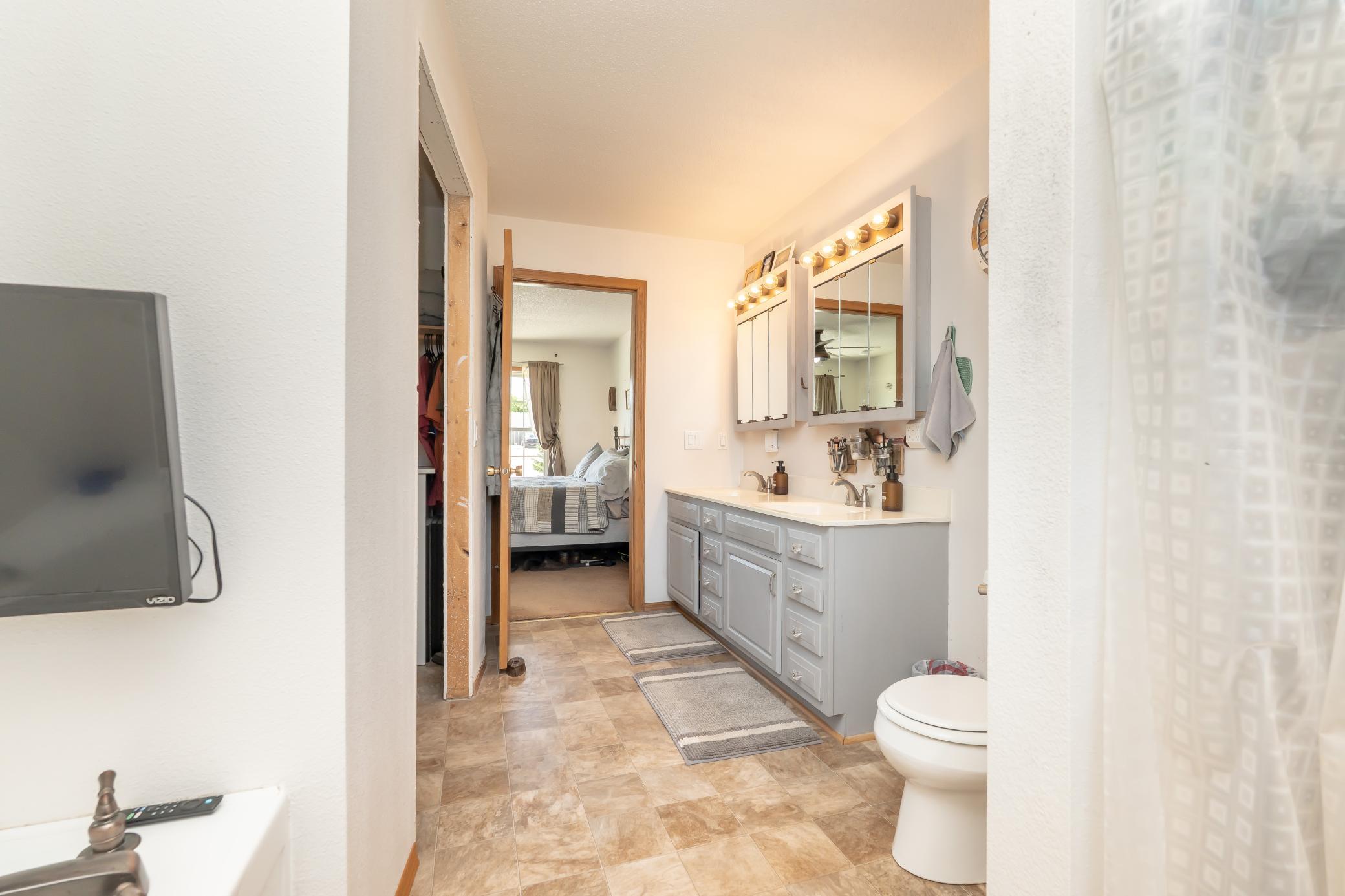 38653 Woodview Circle Property Photo 18