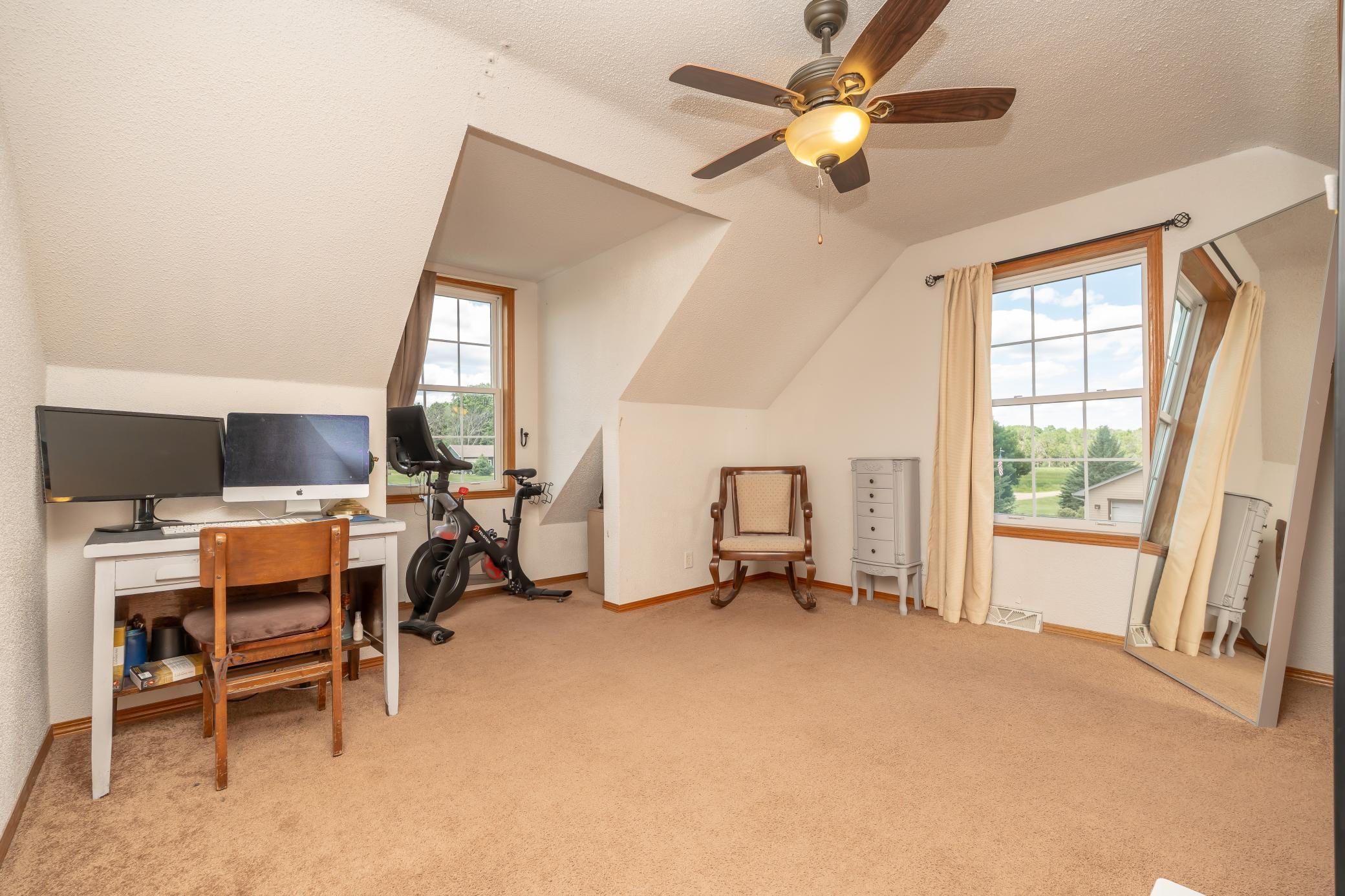 38653 Woodview Circle Property Photo 24