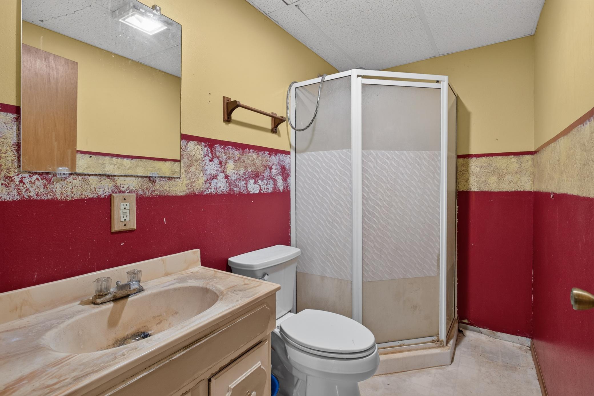 1081 Zemble Street Property Photo 15