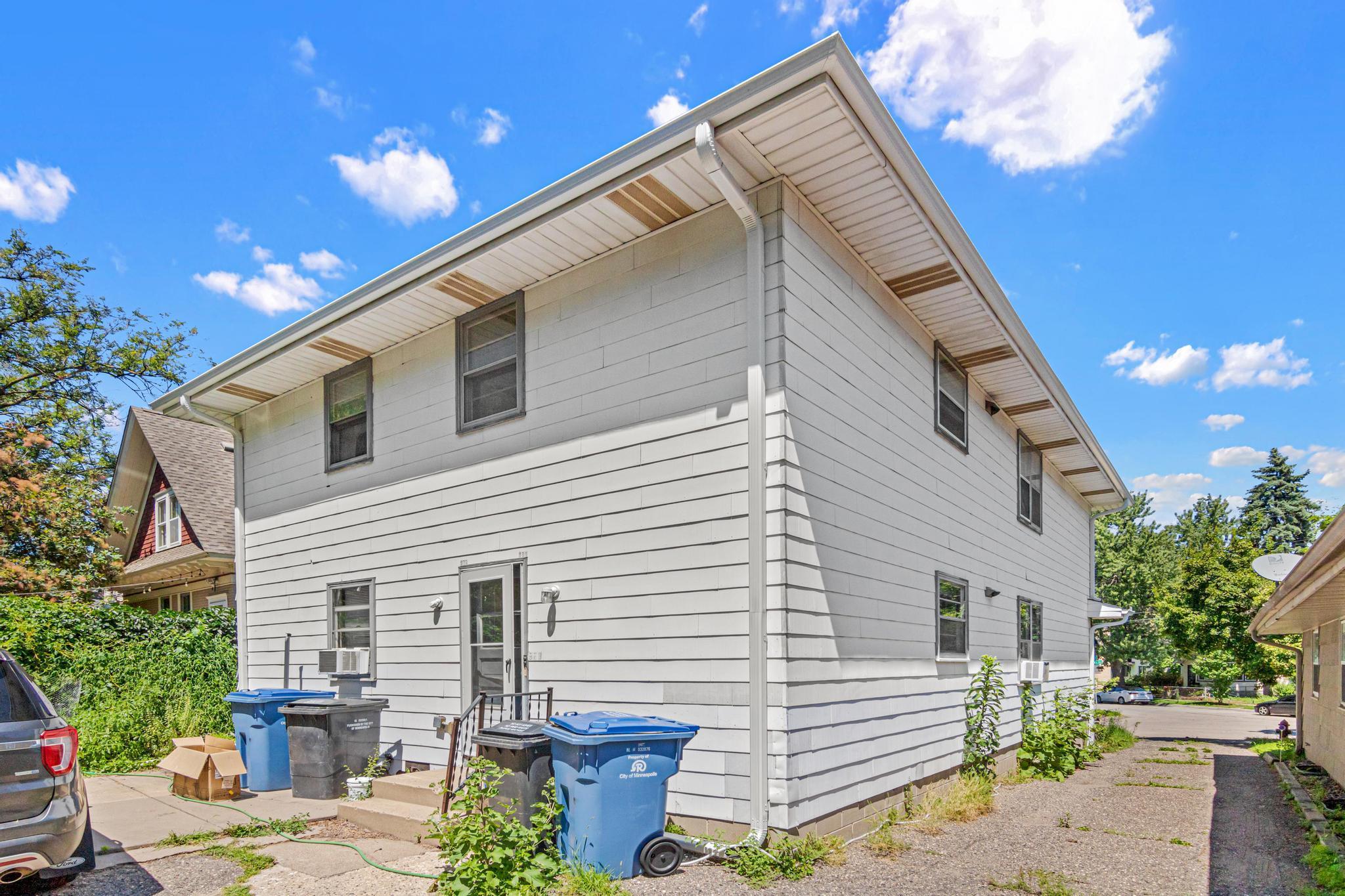921 Weeks Avenue Se Property Photo 23