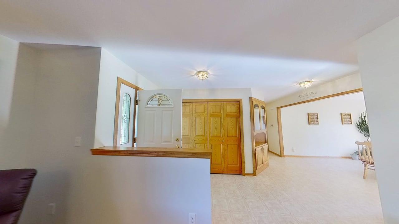 401 S Bruce Street S Property Photo 5