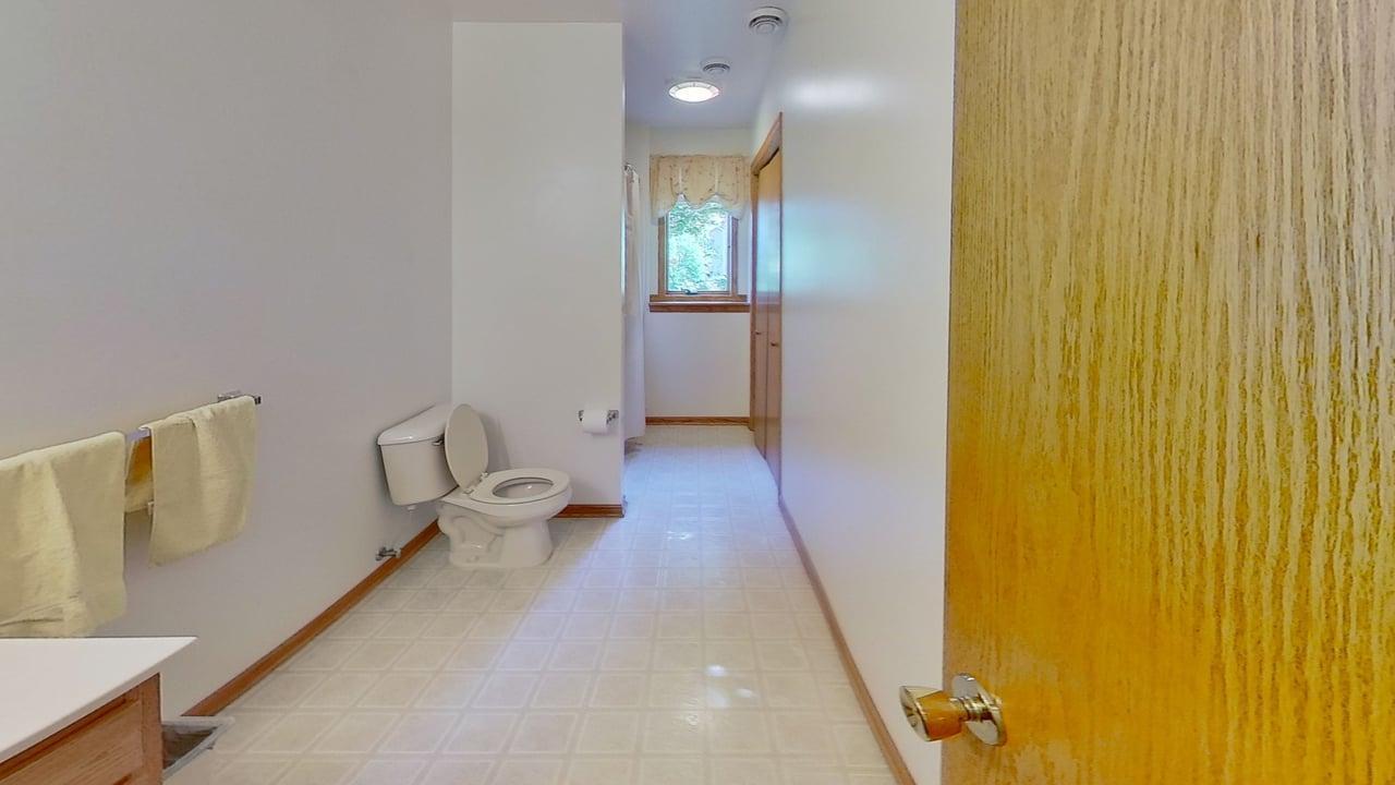 401 S Bruce Street S Property Photo 21
