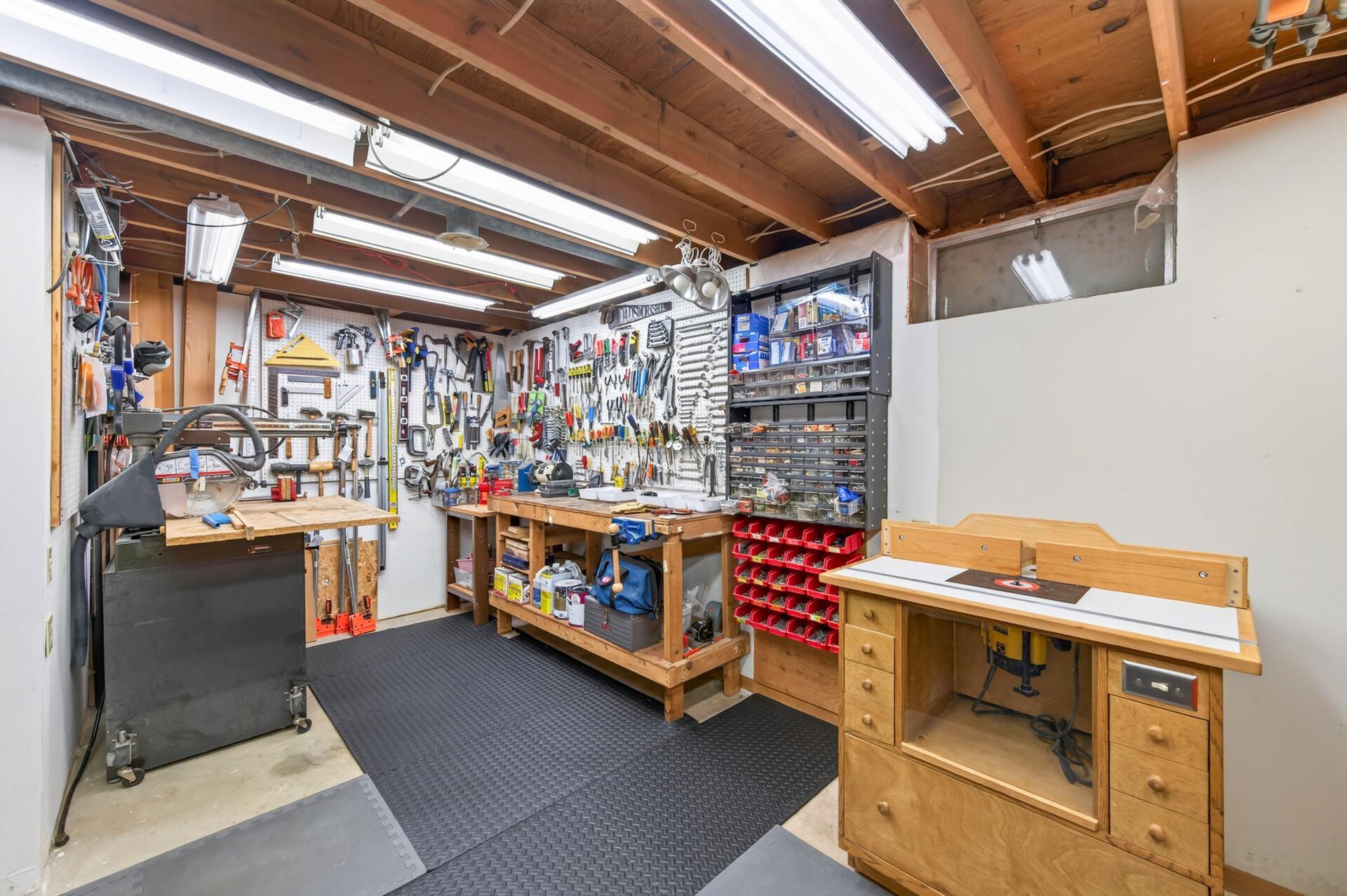 13345 Foliage Avenue Property Photo 17