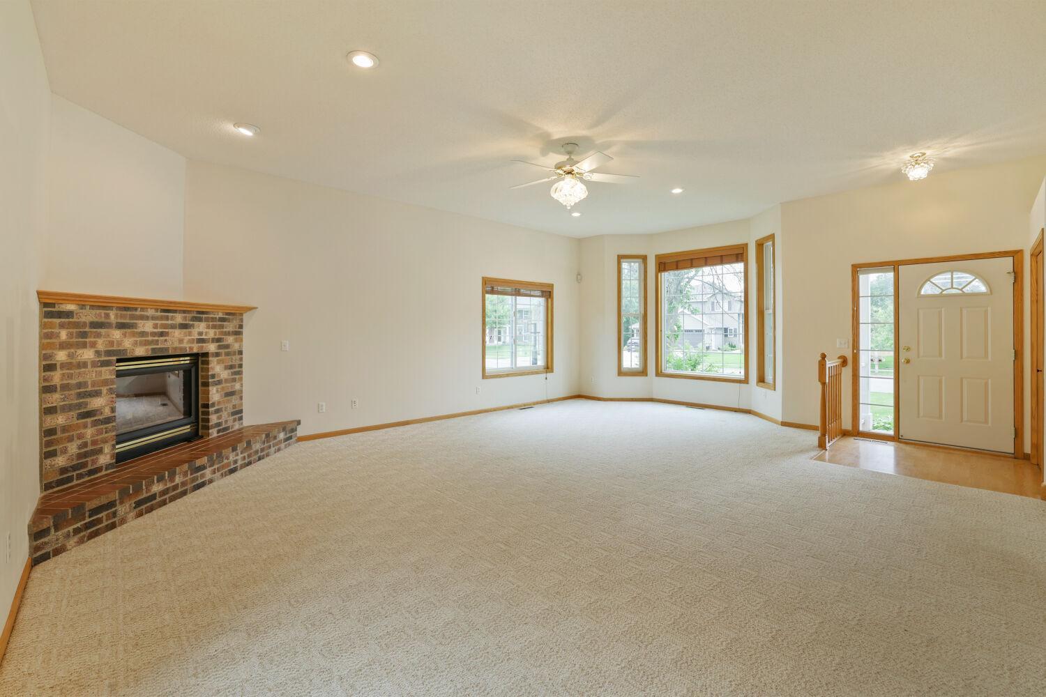 2337 Manuela Drive Property Photo 7