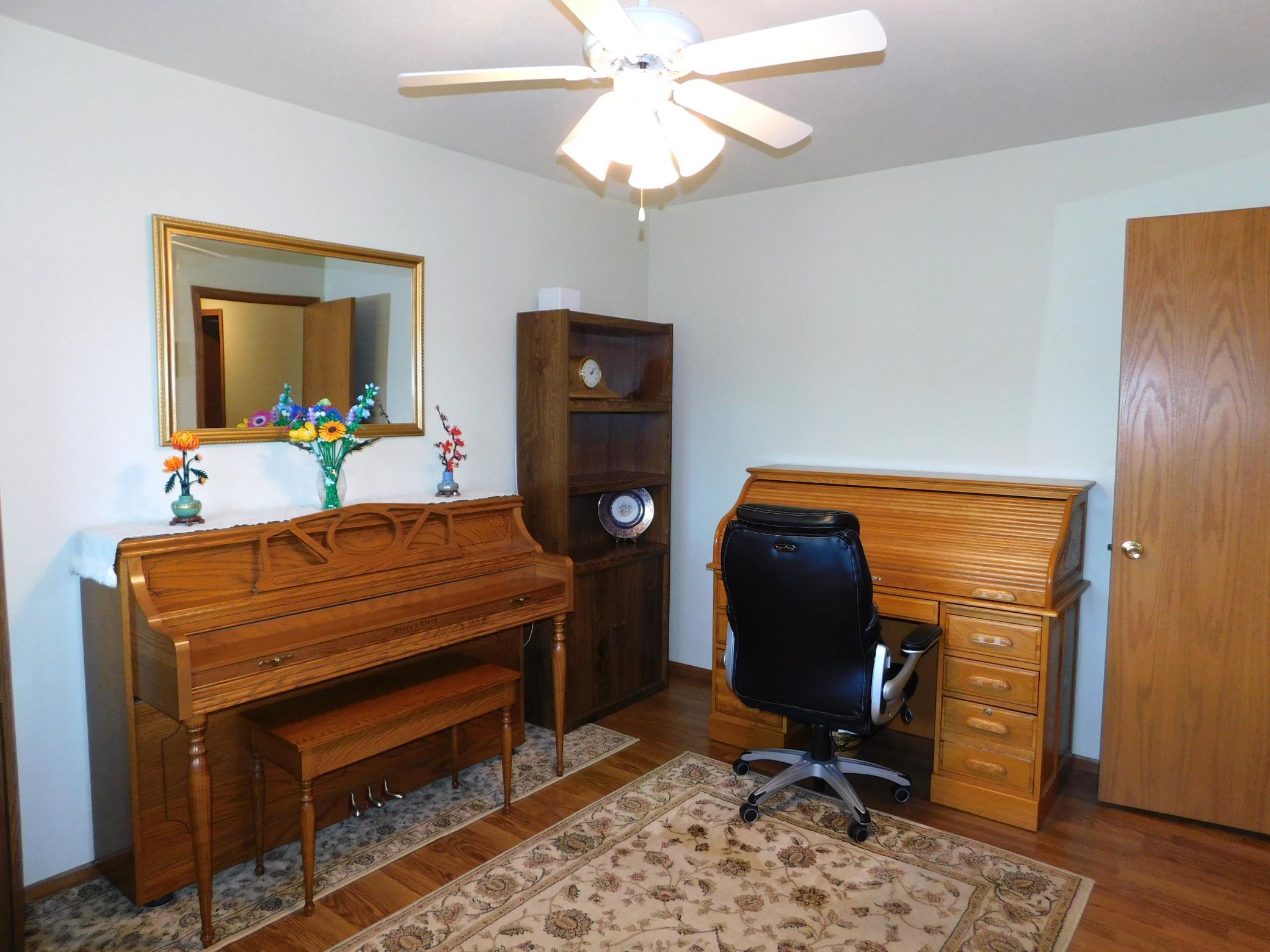 36991 450th Street Property Photo 25
