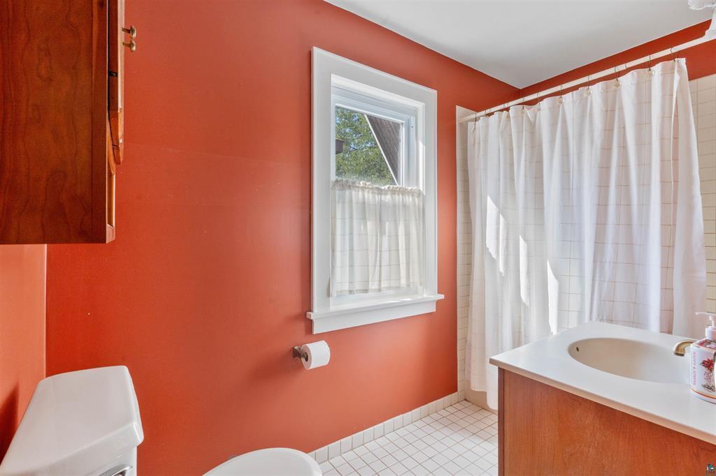 928 N 19th Avenue E Property Photo 15