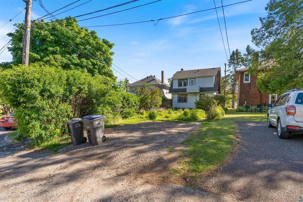 928 N 19th Avenue E Property Photo 22