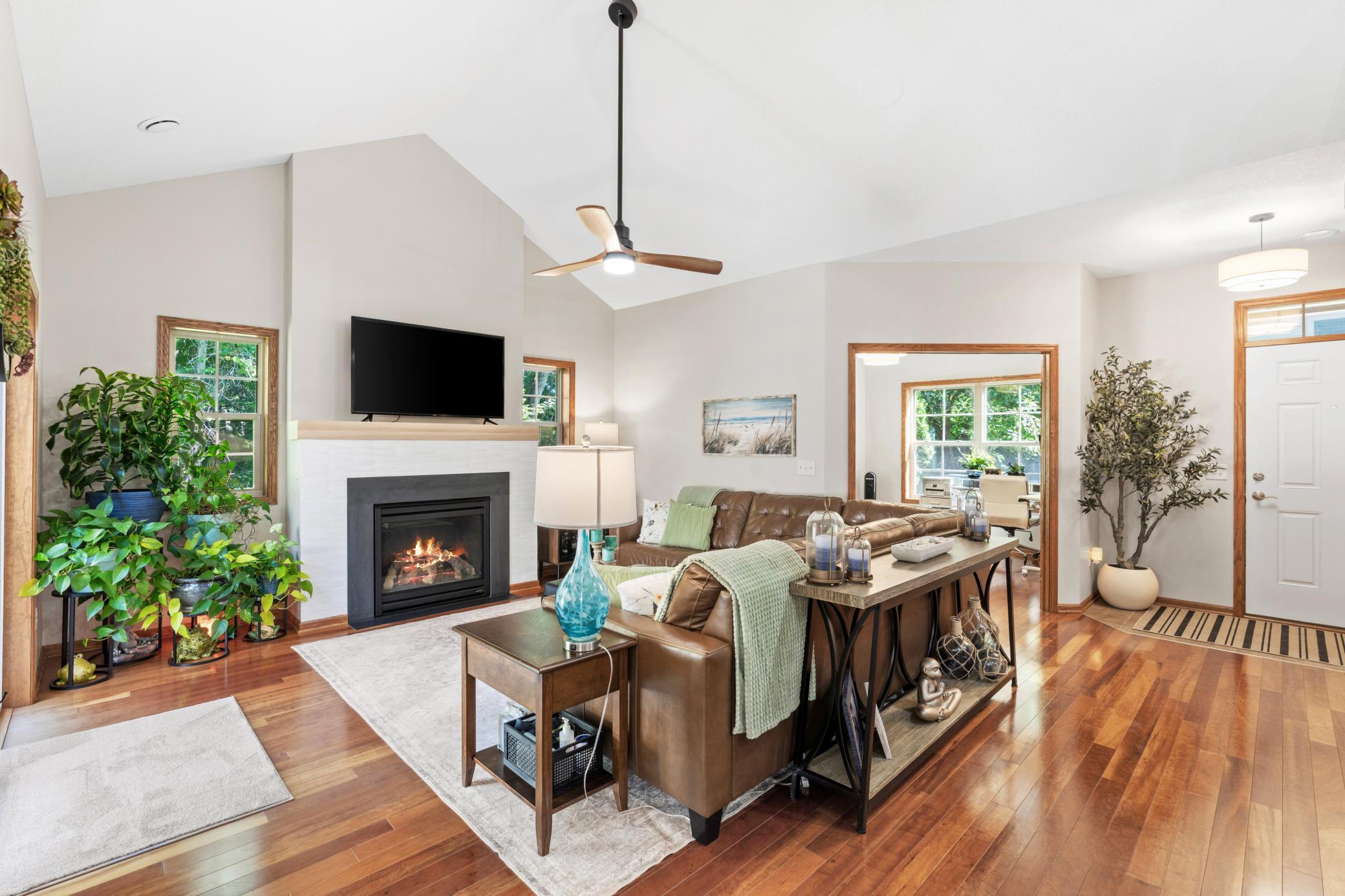 24227 Rivers Edge Road Property Photo 4