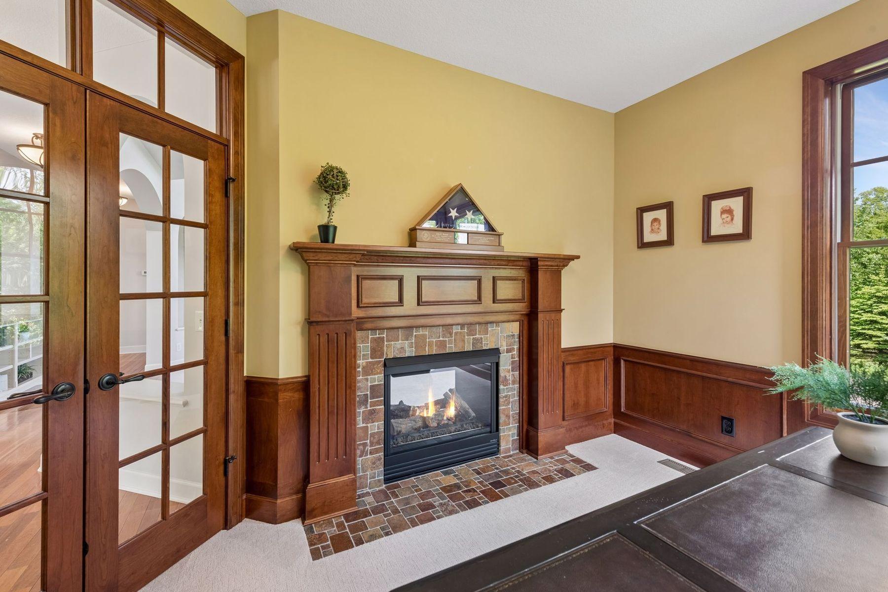 3667 Lerive Way Property Photo 30