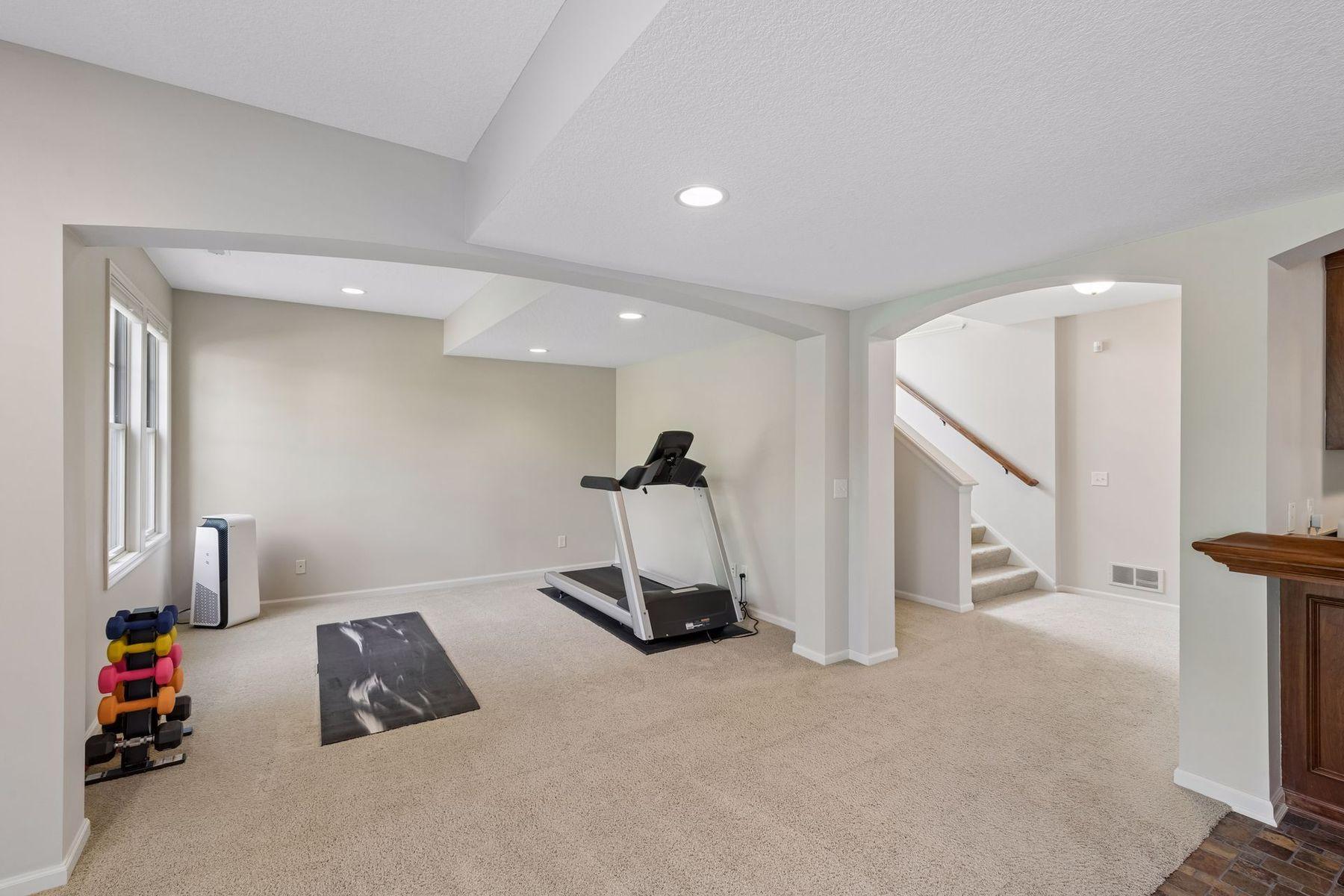 3667 Lerive Way Property Photo 53
