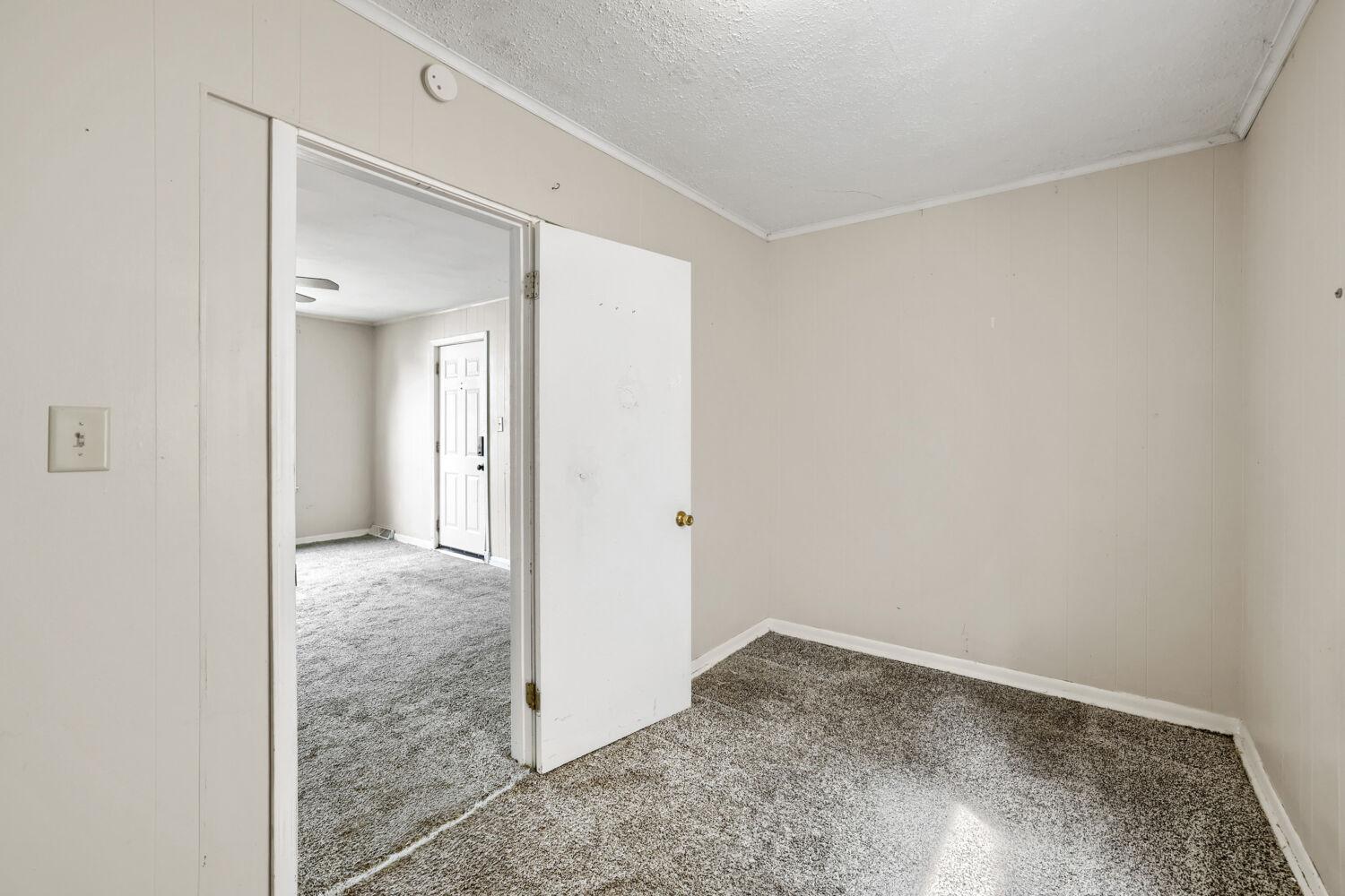 1024 Geranium Avenue E Property Photo 16