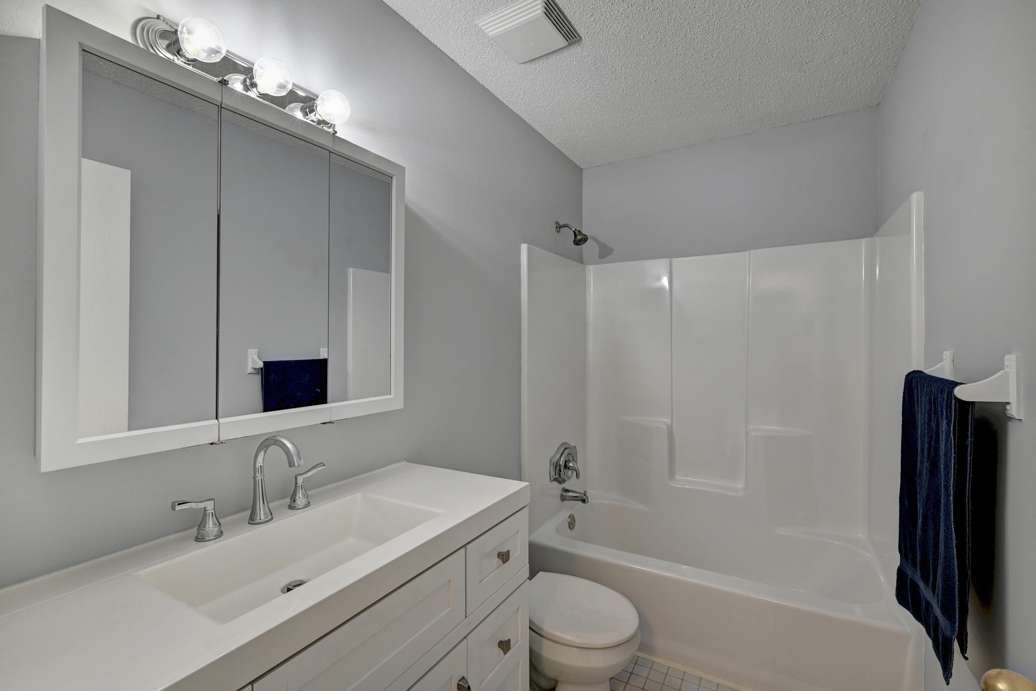 2602 Brookdale Lane Property Photo 4
