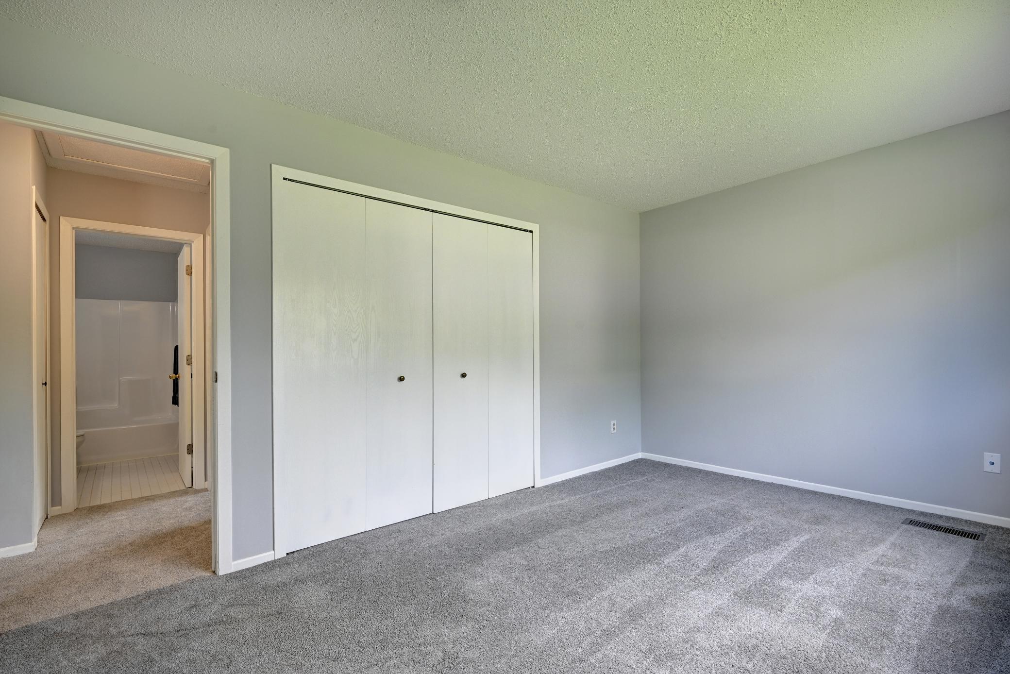 2602 Brookdale Lane Property Photo 9