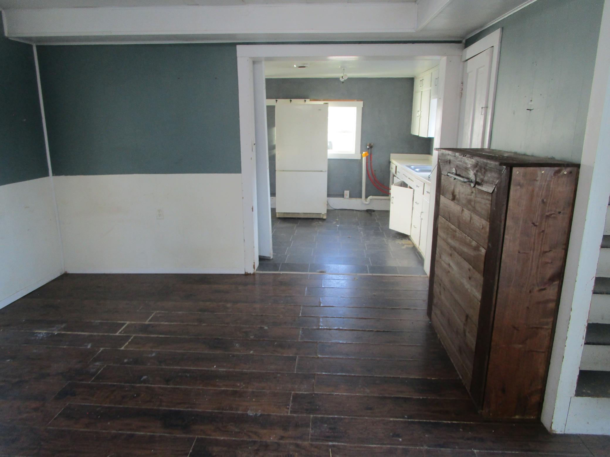 115 E Jefferson Street Property Photo 4