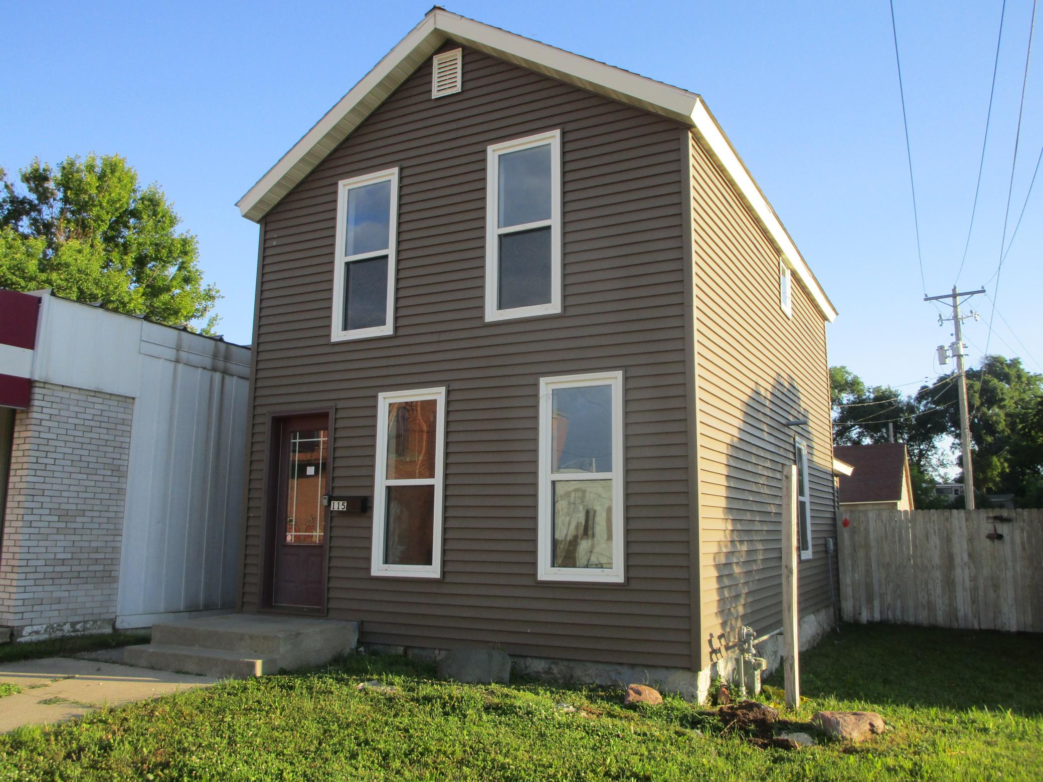 115 E Jefferson Street Property Photo 9