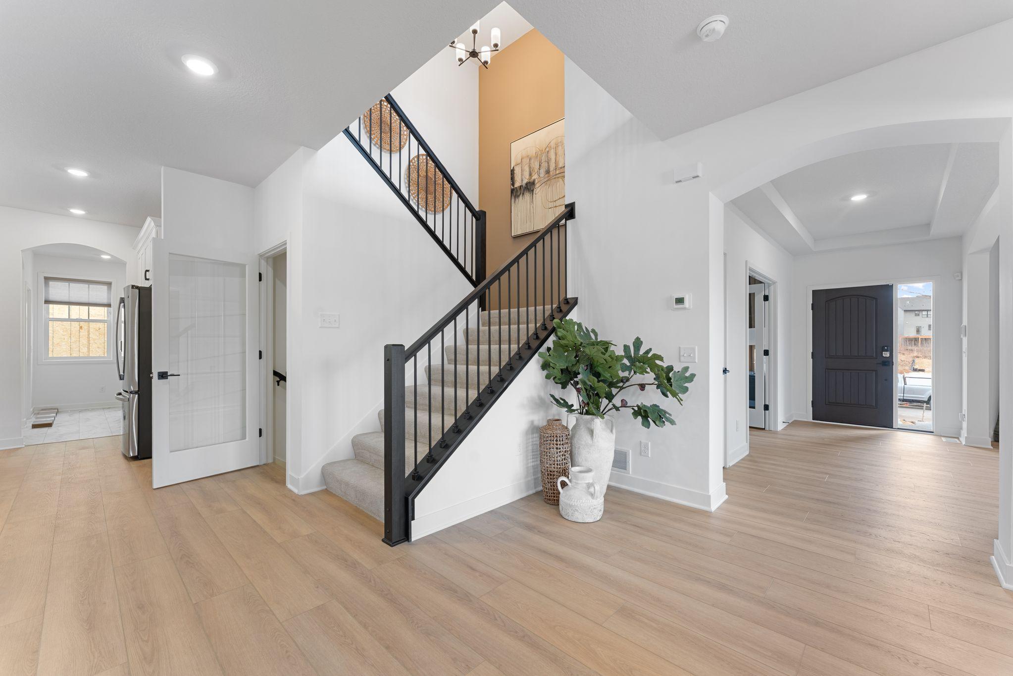 1848 Royal Boulevard N Property Photo 13