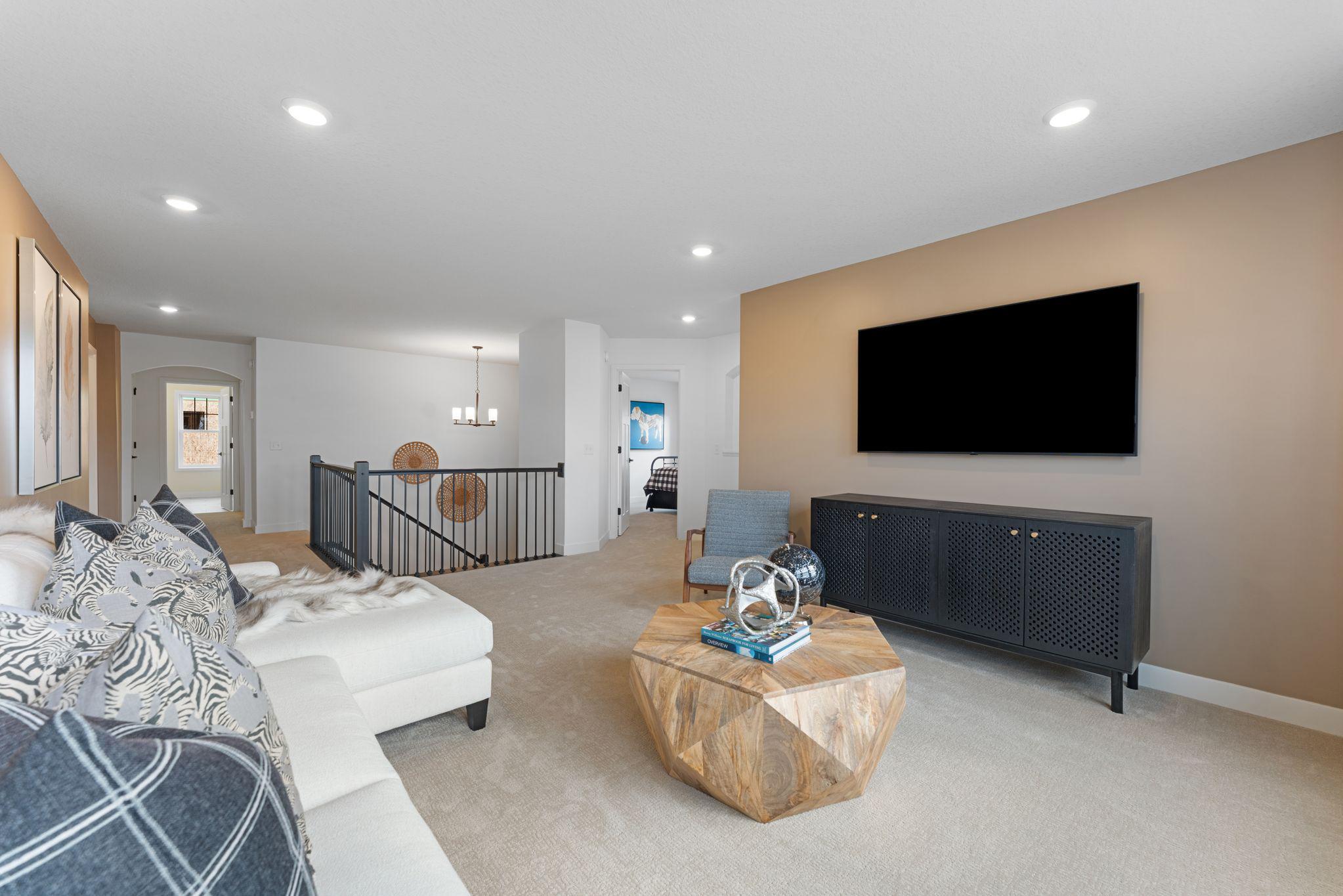 1848 Royal Boulevard N Property Photo 23