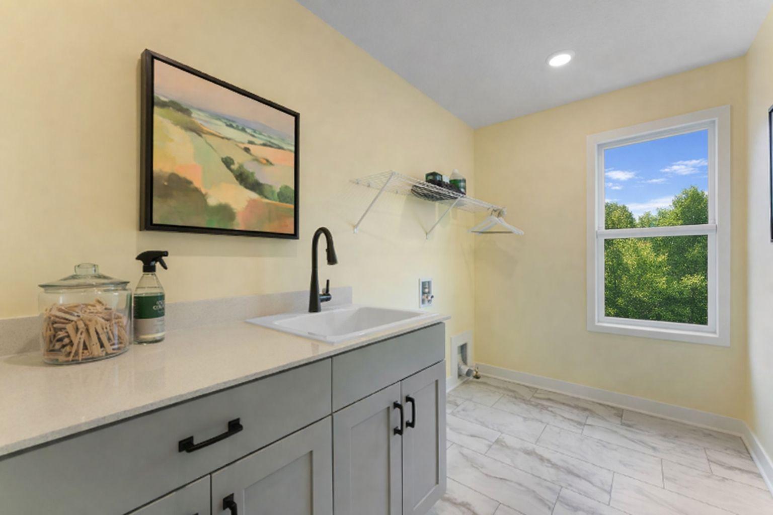 1848 Royal Boulevard N Property Photo 34