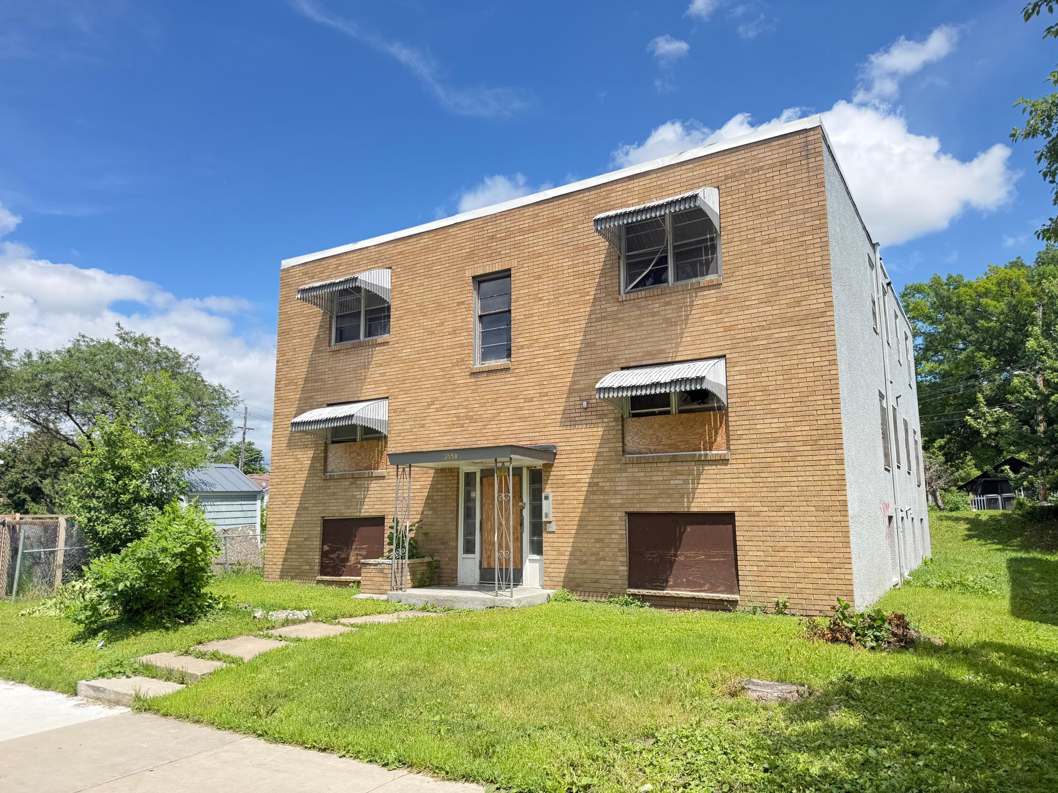 3550 Penn Avenue N Property Photo 6