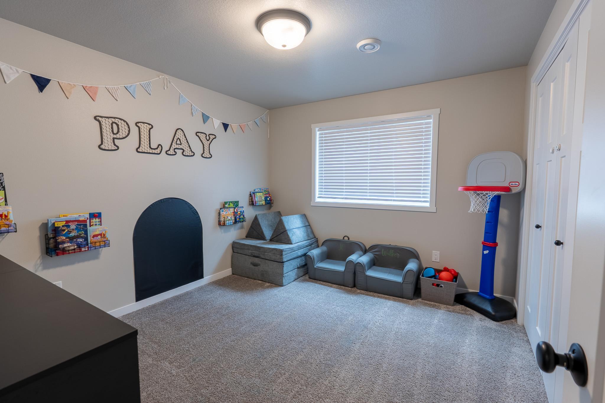 4744 Hampton Loop S Property Photo 14