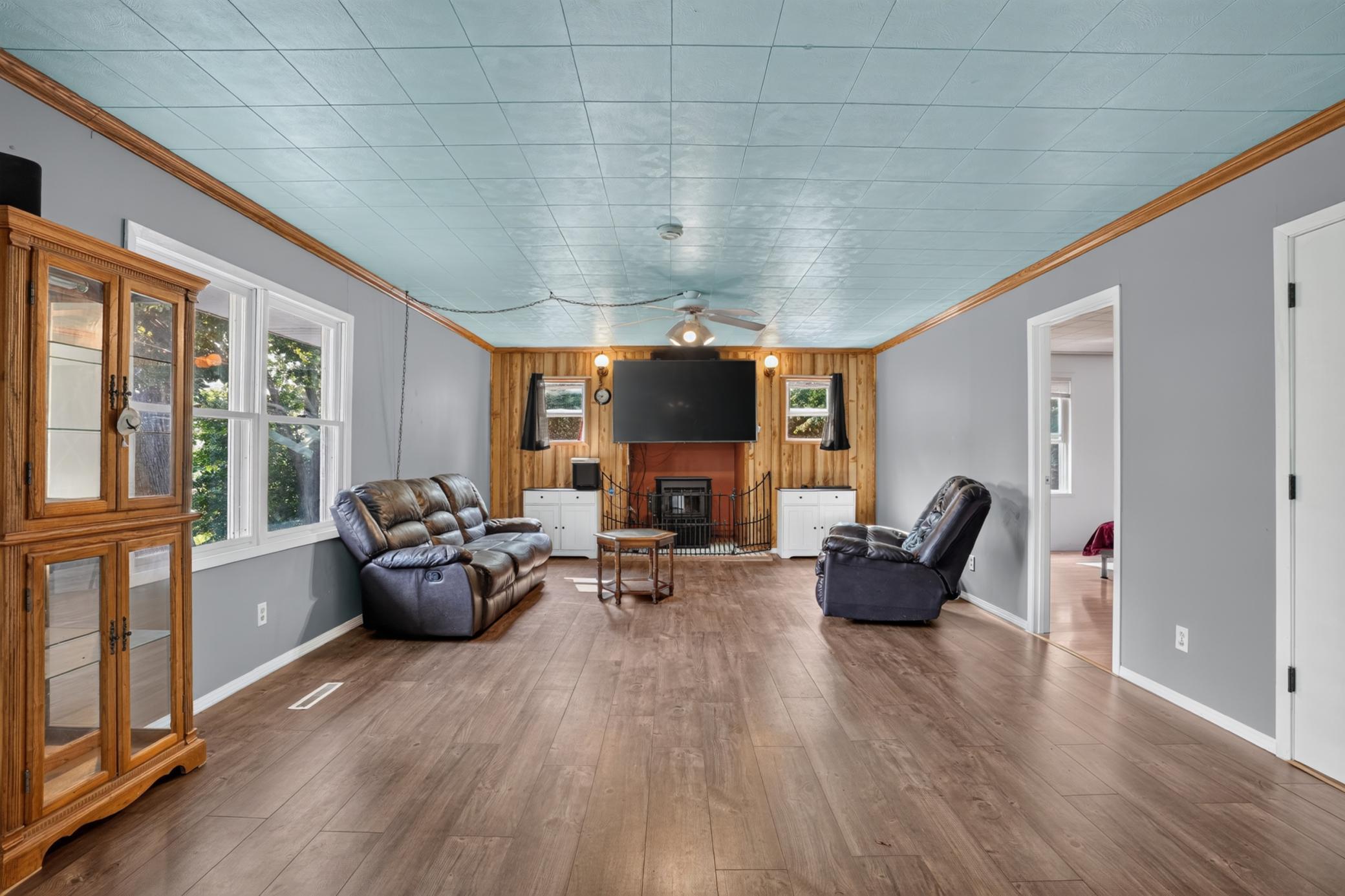 73751 190th Street Property Photo 2