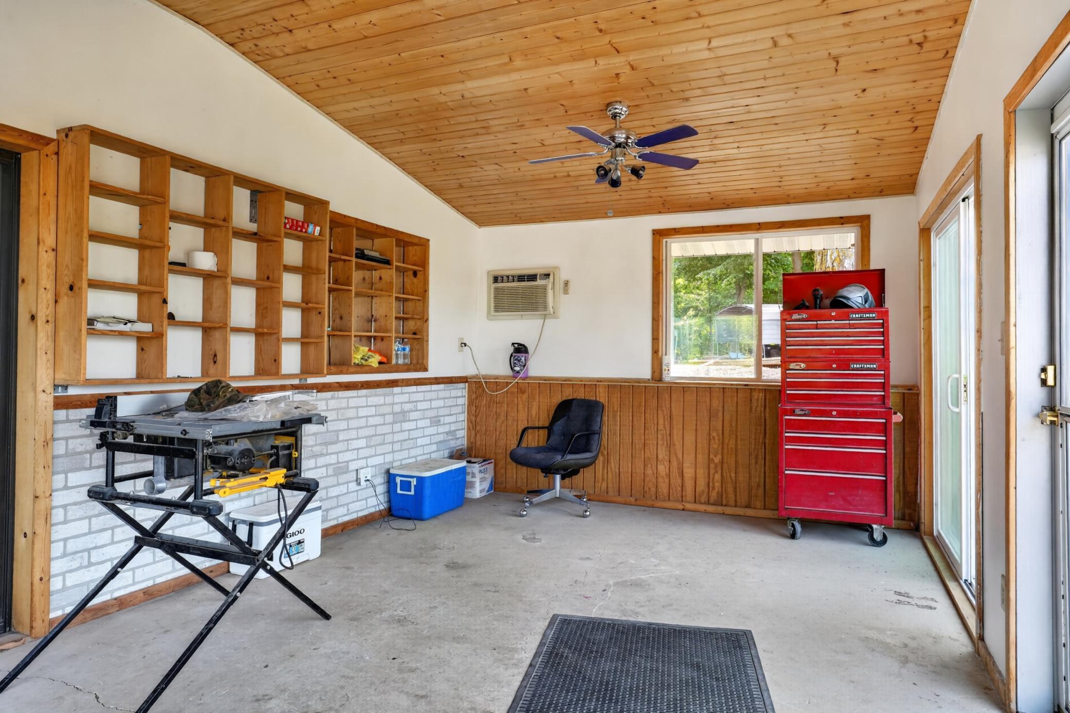 73751 190th Street Property Photo 18