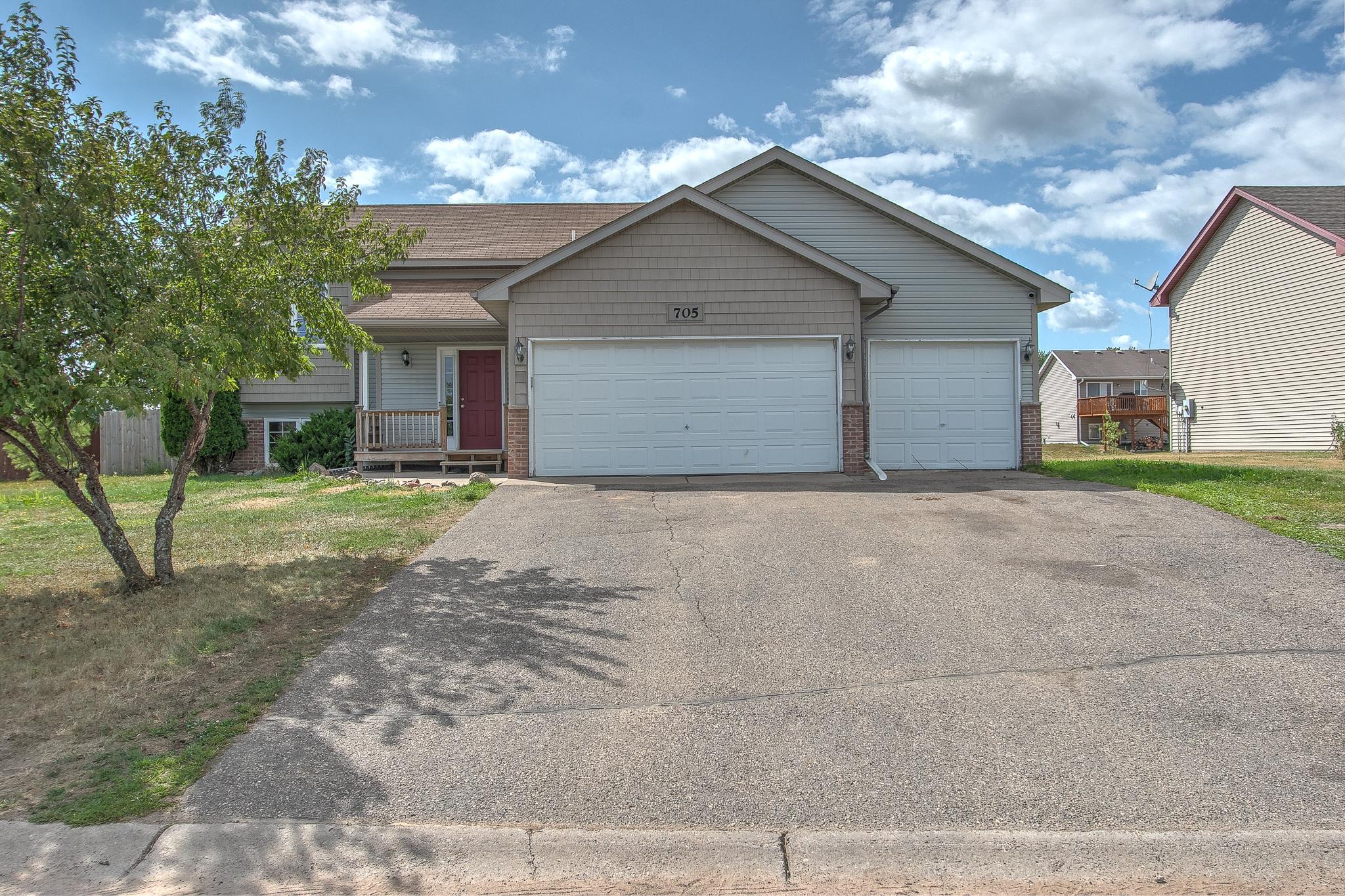 705 Bluebird Street Property Photo 1
