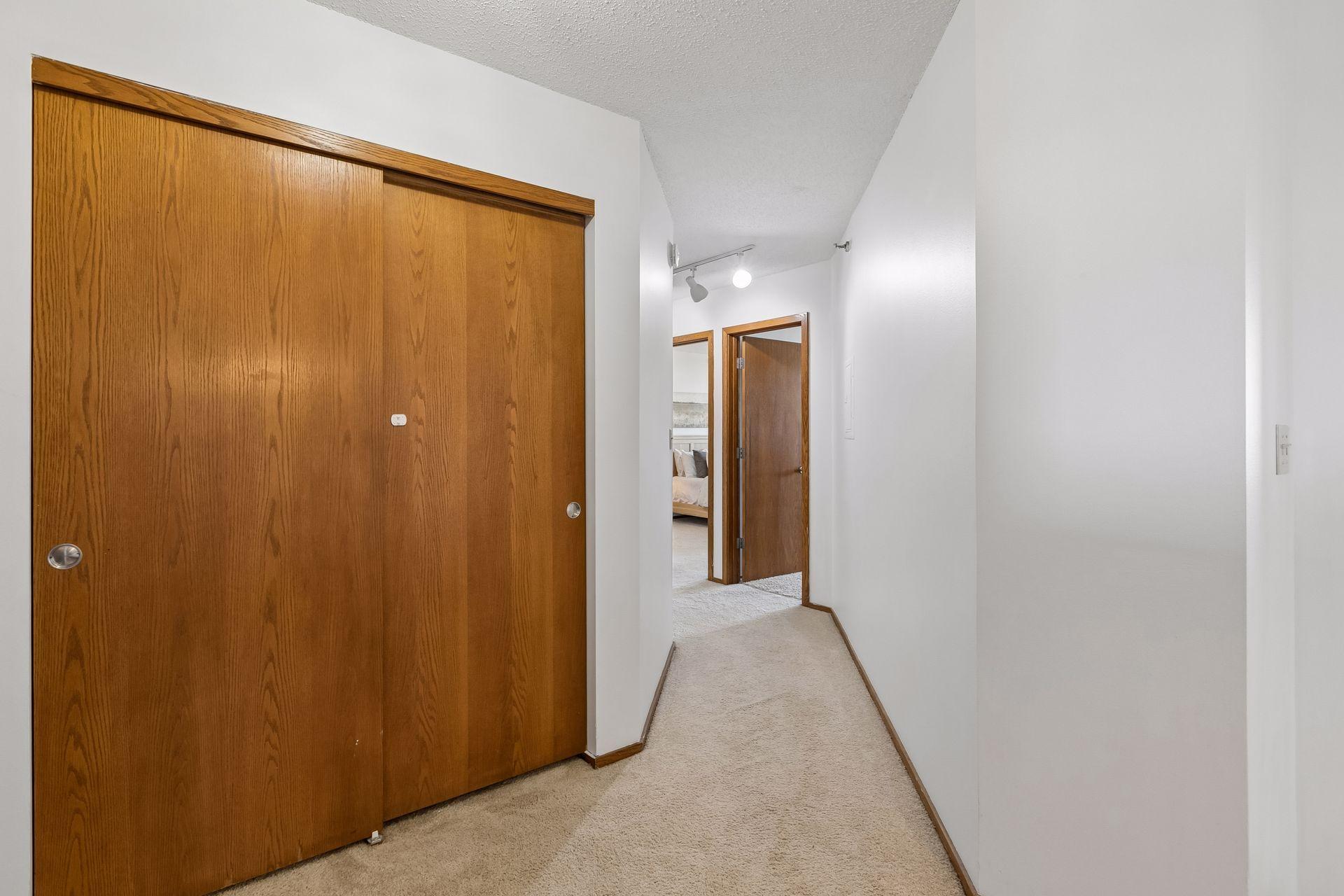 433 S 7th Street 2020 Property Photo 6