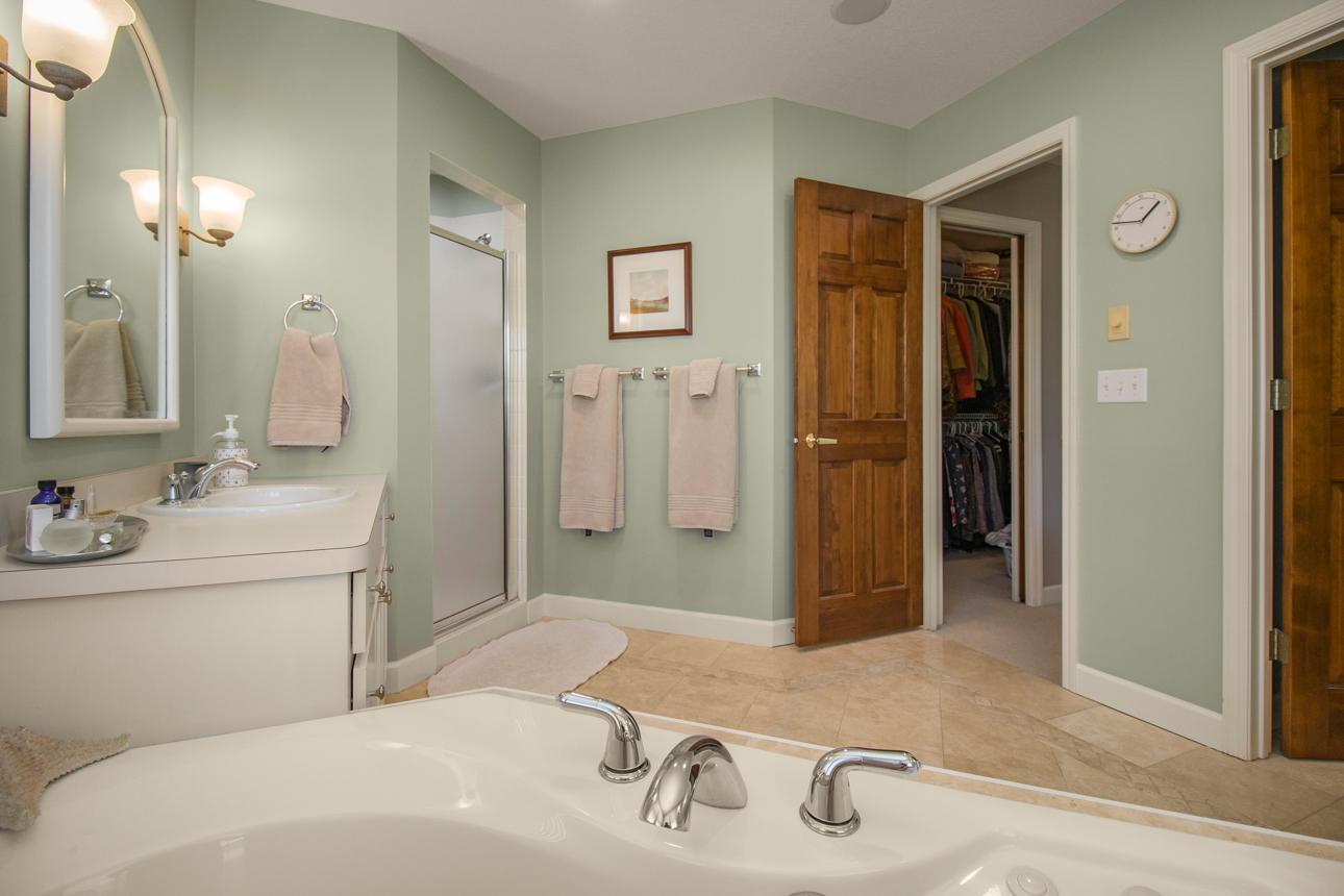 13939 Ember Way Property Photo 15