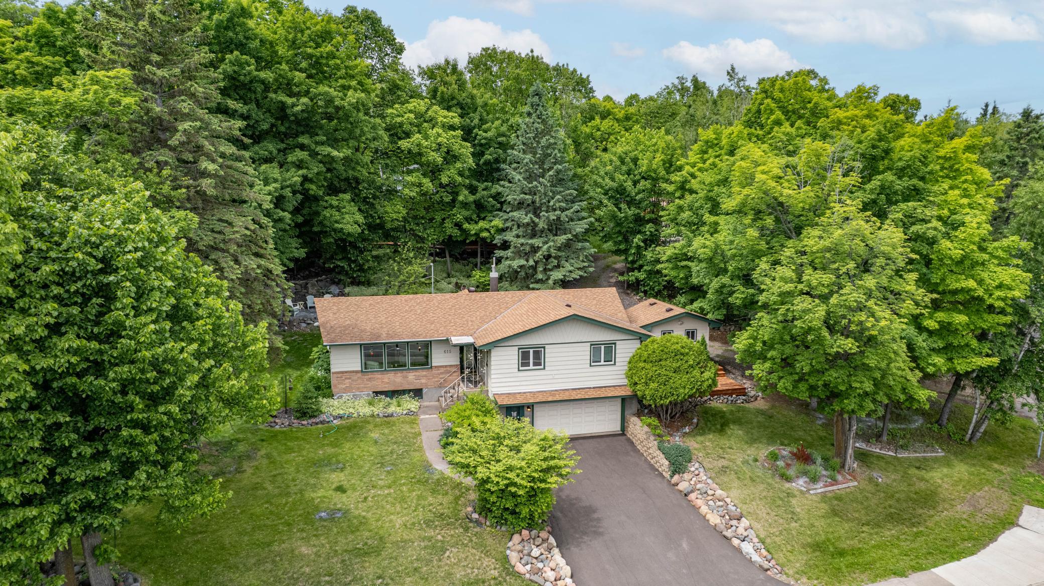 615 Snively Road Property Photo 5