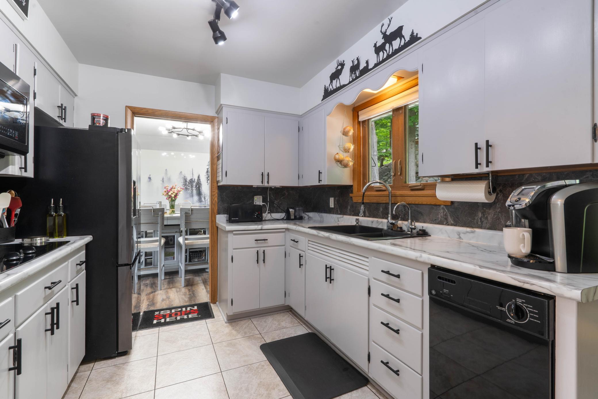 615 Snively Road Property Photo 13
