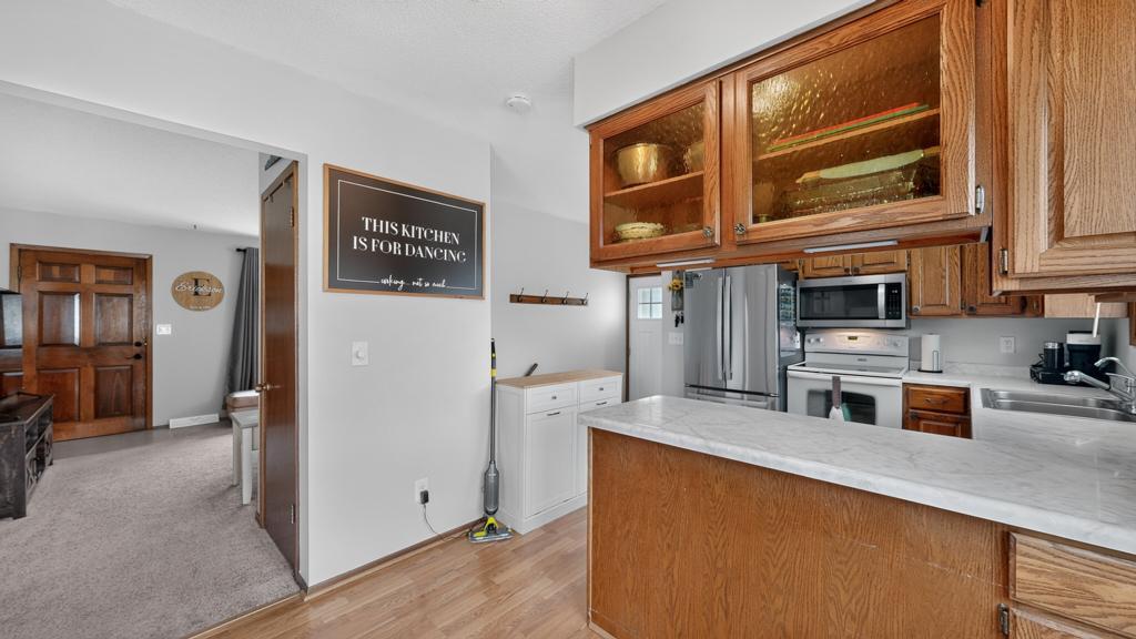 915 16 1/4 Street Se Property Photo 10