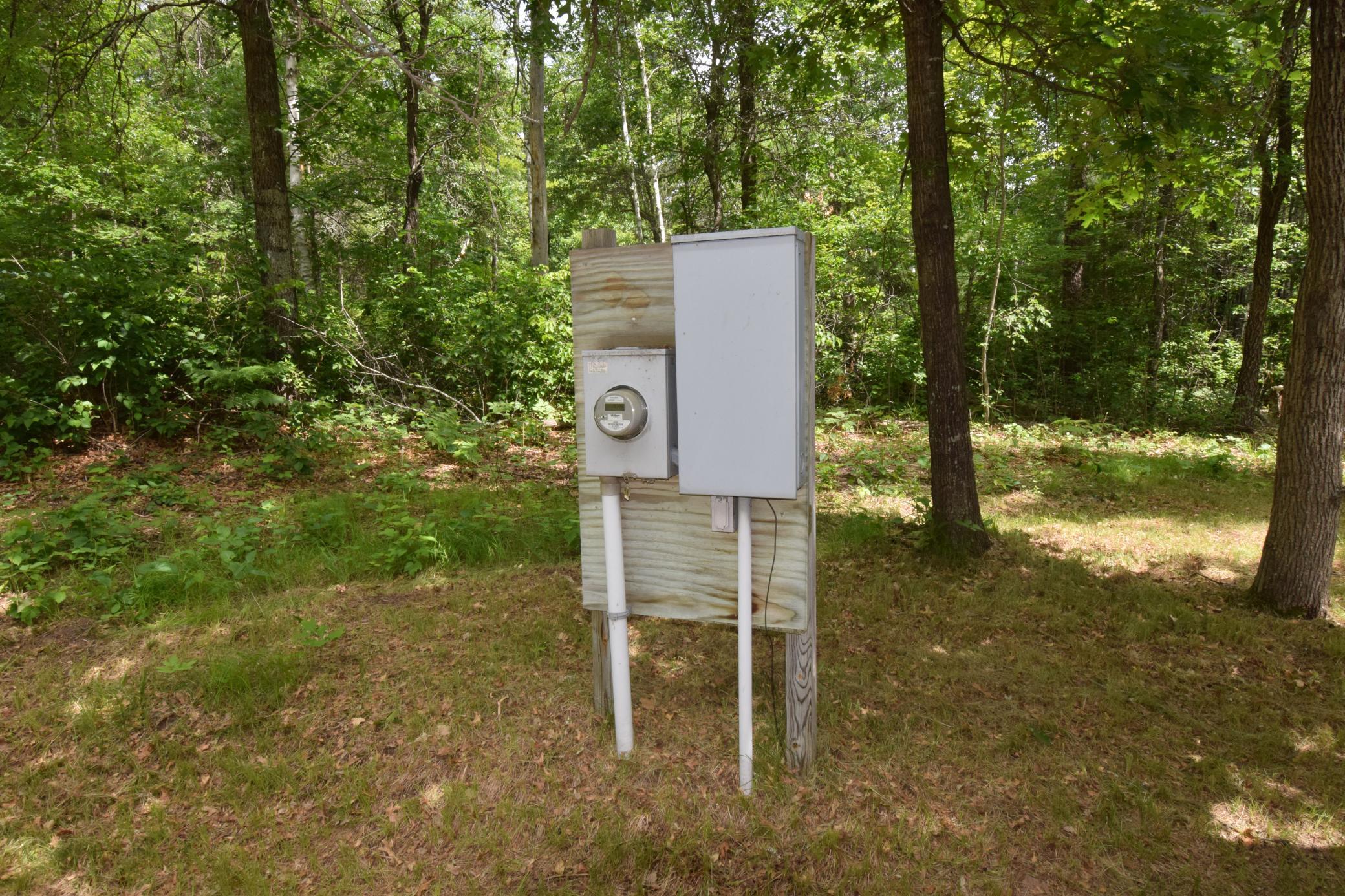 4411 Lunsman Drive Property Photo 8