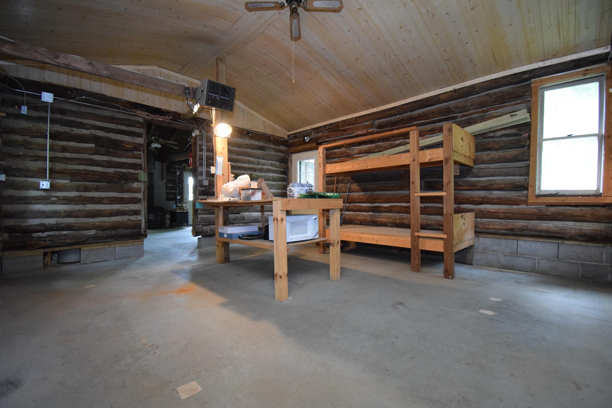 4411 Lunsman Drive Property Photo 11