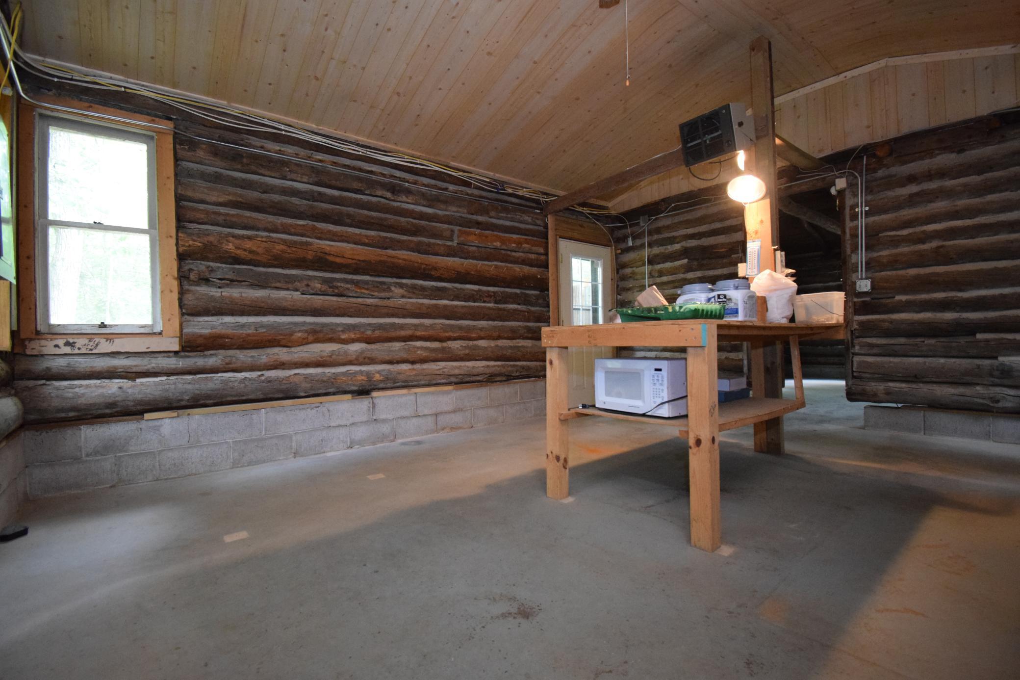 4411 Lunsman Drive Property Photo 12