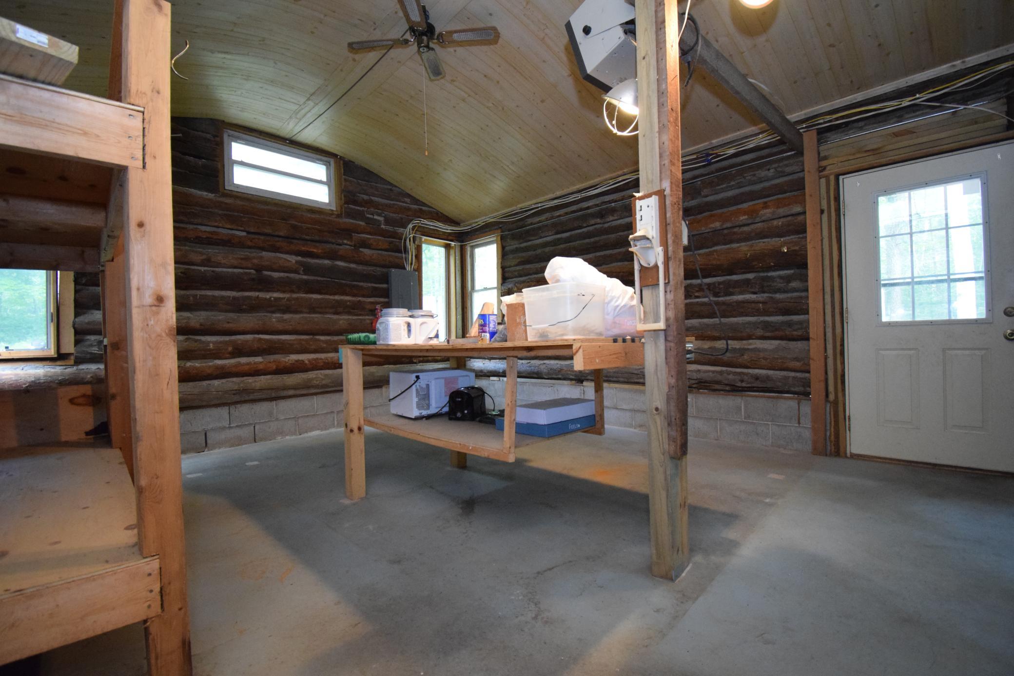 4411 Lunsman Drive Property Photo 13