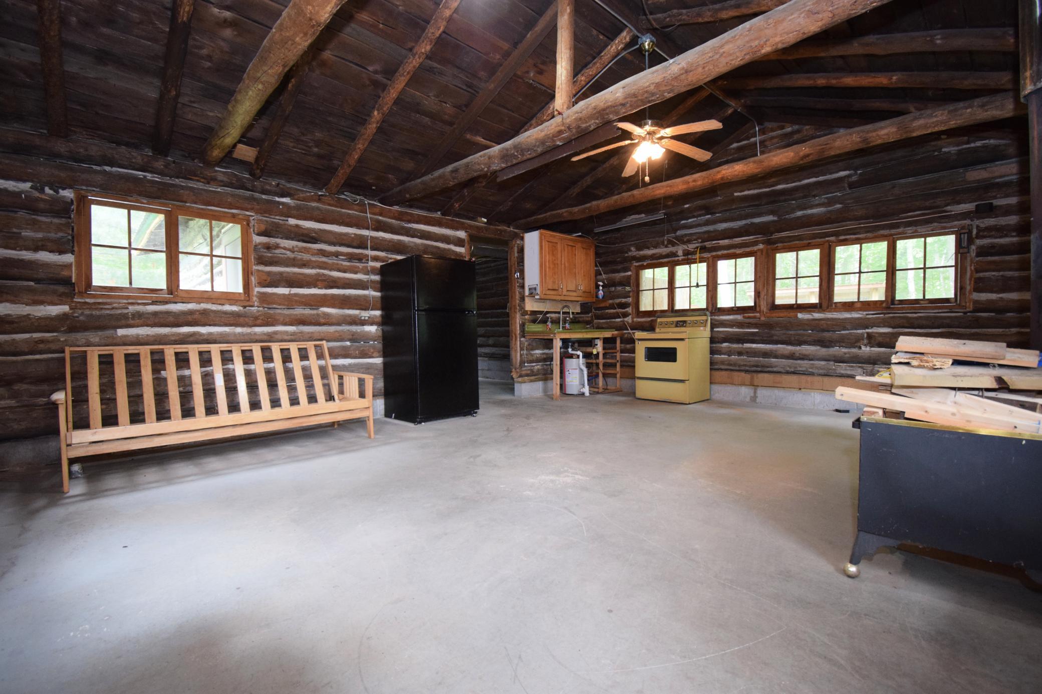 4411 Lunsman Drive Property Photo 16