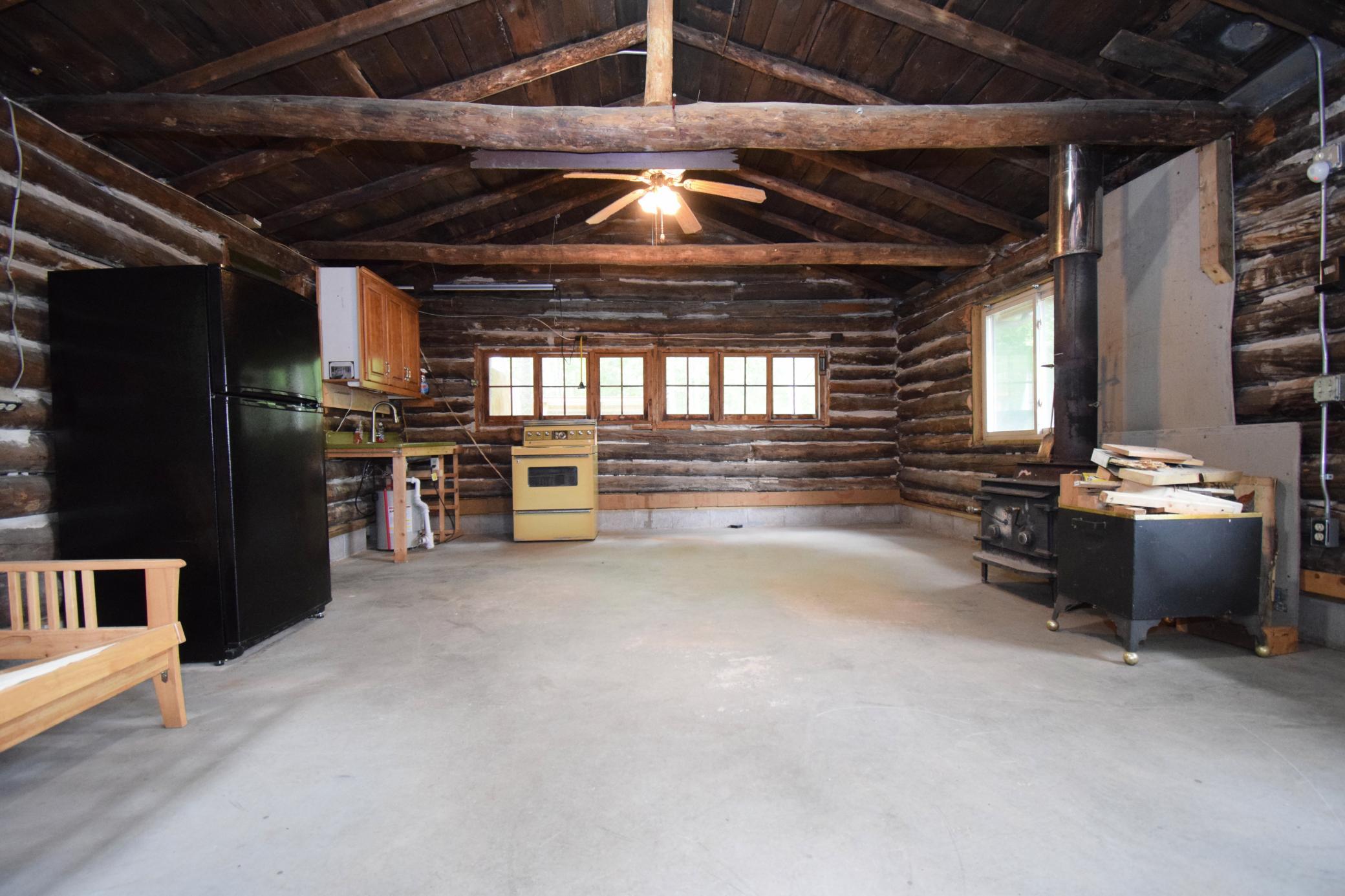 4411 Lunsman Drive Property Photo 17