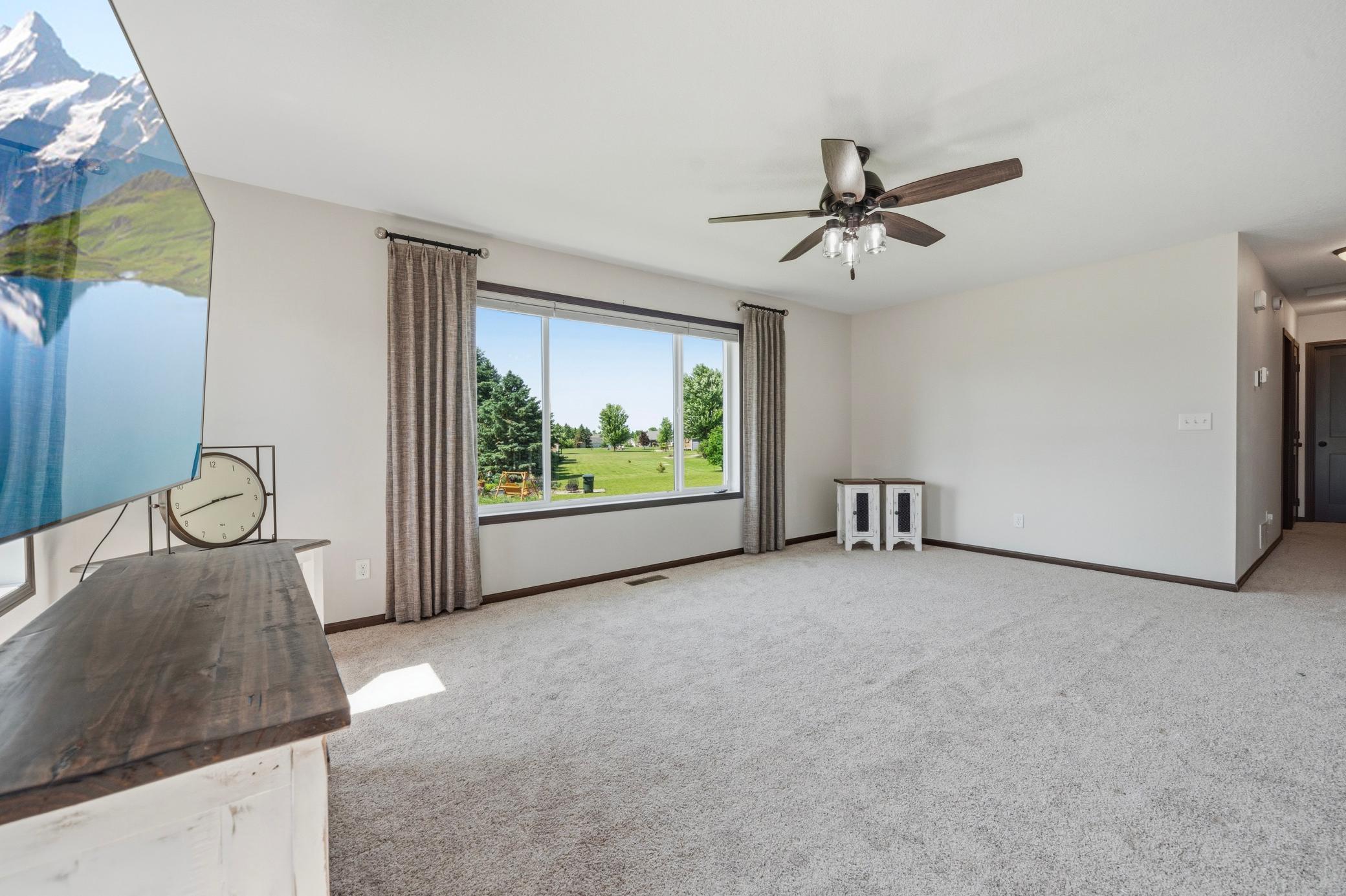 814 Curt Felt Drive Property Photo 18