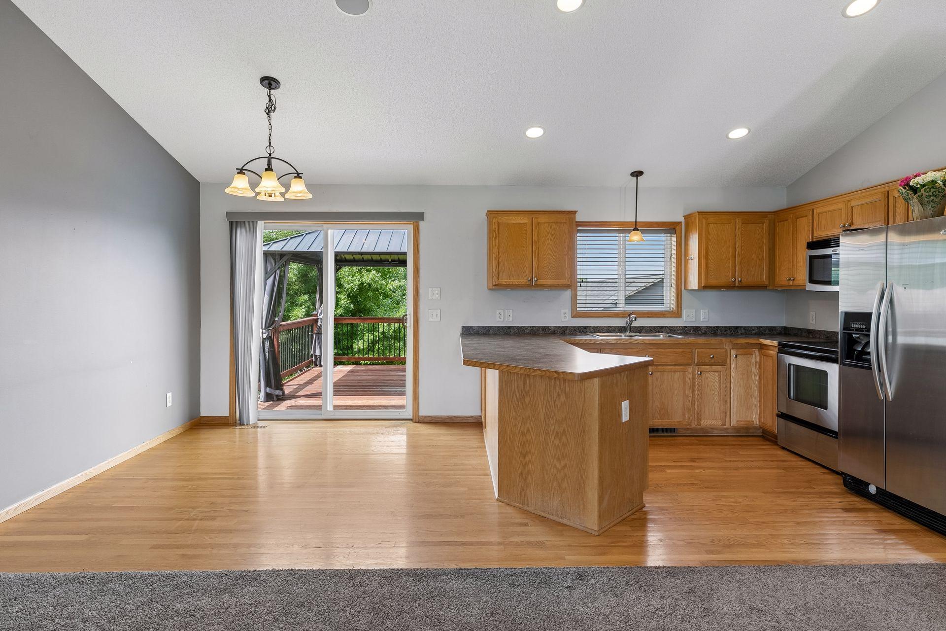 2431 Big Oak Lane Property Photo 9